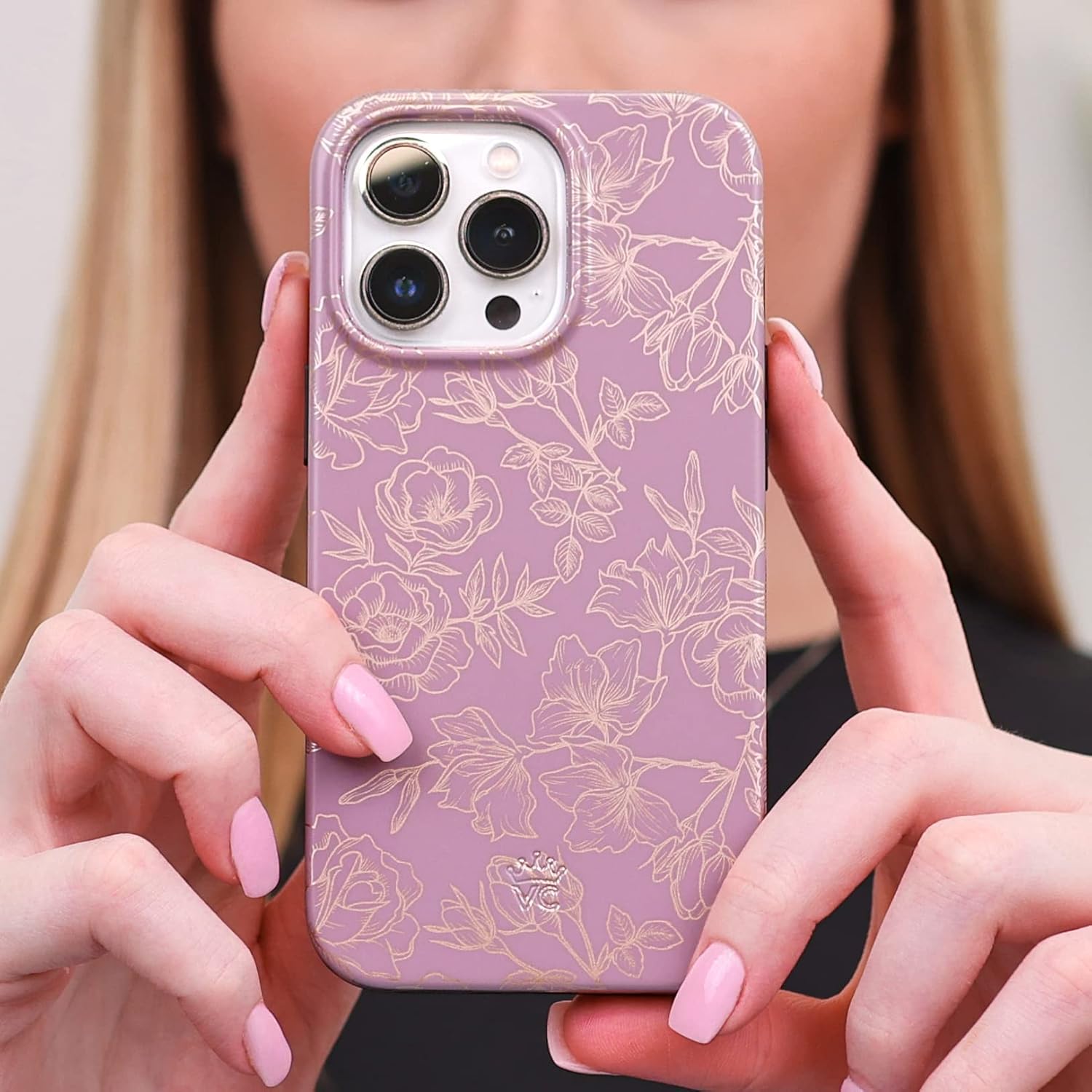 Velvet Caviar Funda diseñada para iPhone 14 PRO floral, probada en caídas de 10 pies, compatible con MagSafe, forro protector de microfibra (morado,