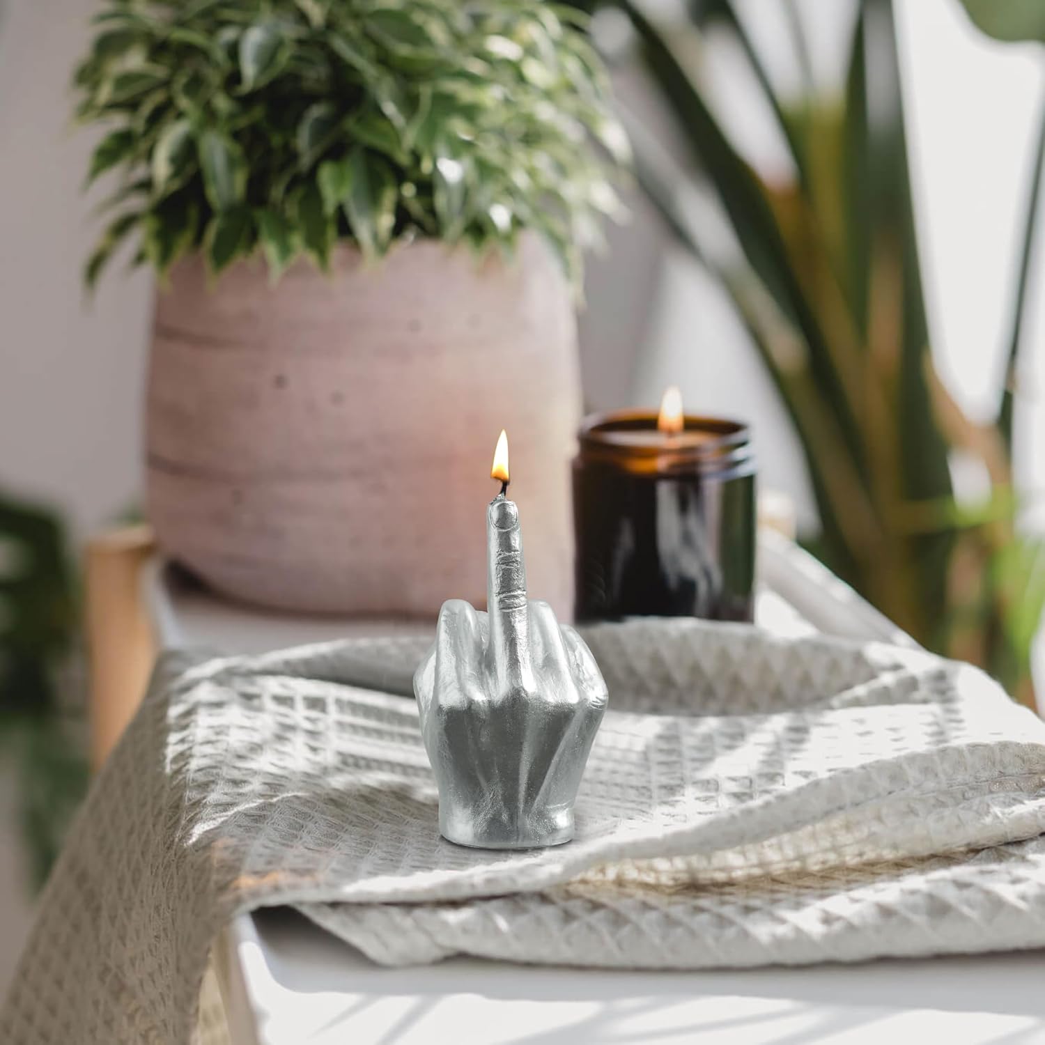 Vela perfumada de dedo medio plateado danés pastel decoración estética pino aromaterapia velas de cera de soja natural vela fragancia gesto de mano