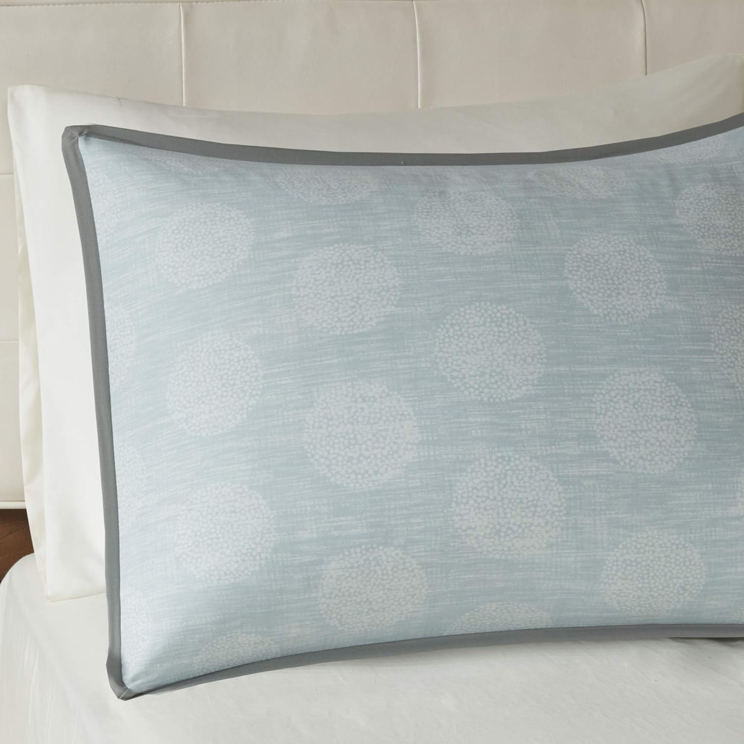 Madison Park – Juego de edredón reversible de 100% algodón con falda de cama a juego y almohadas decorativas