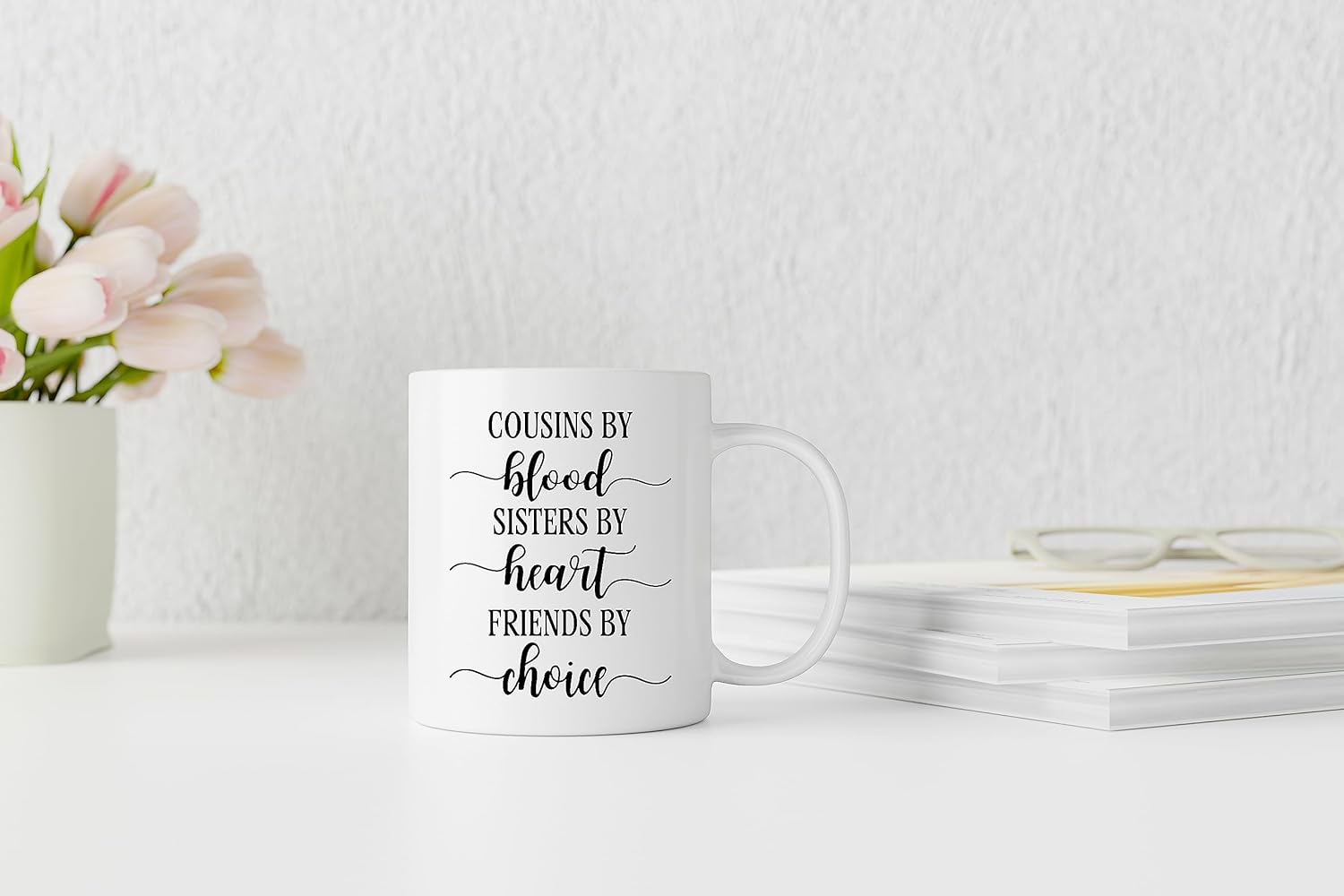 Cousins by Blood Sisters by Heart Friends by Choice – Taza de café de cerámica, regalos para primas, regalos de primas para mujeres, regalos de