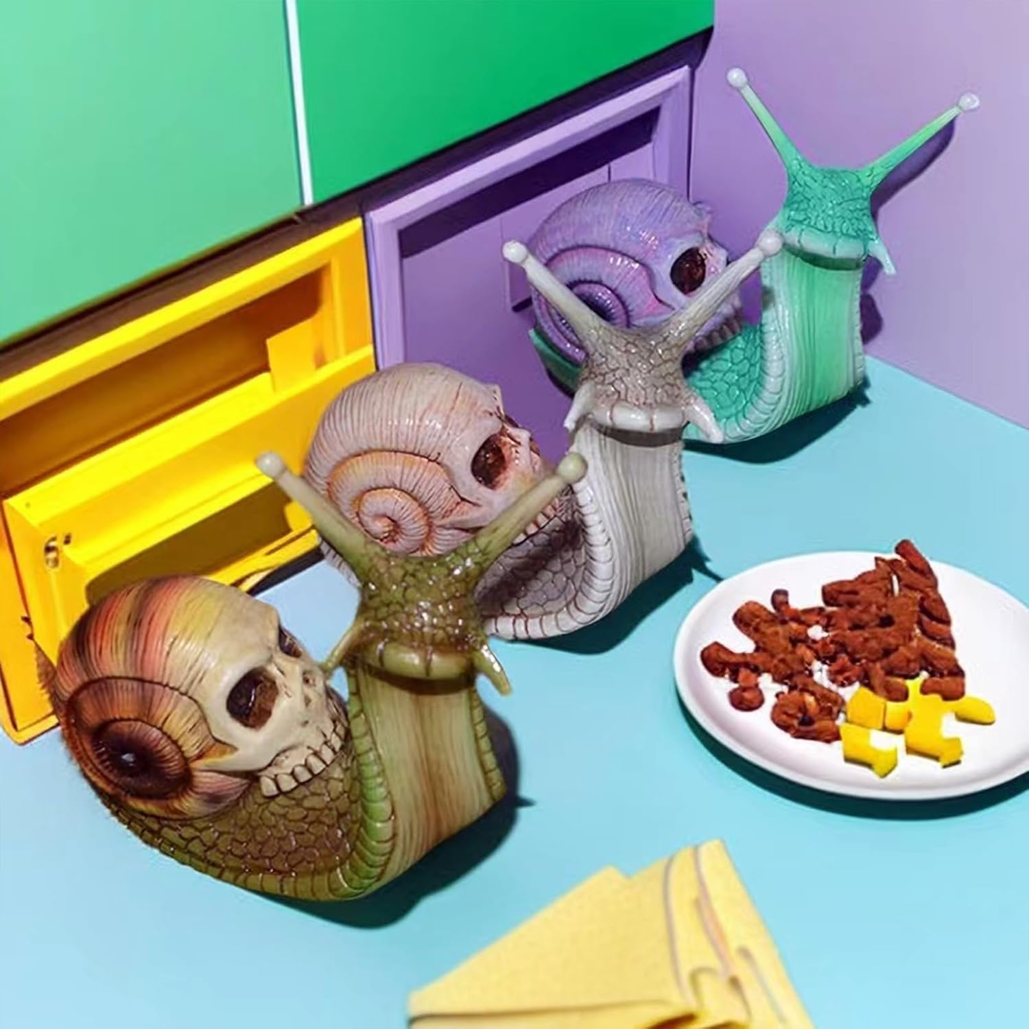 Leatrice Caracol de calavera de Halloween, escultura de calavera, decoración gótica para el hogar, manualidades de resina, decoración al aire libre,