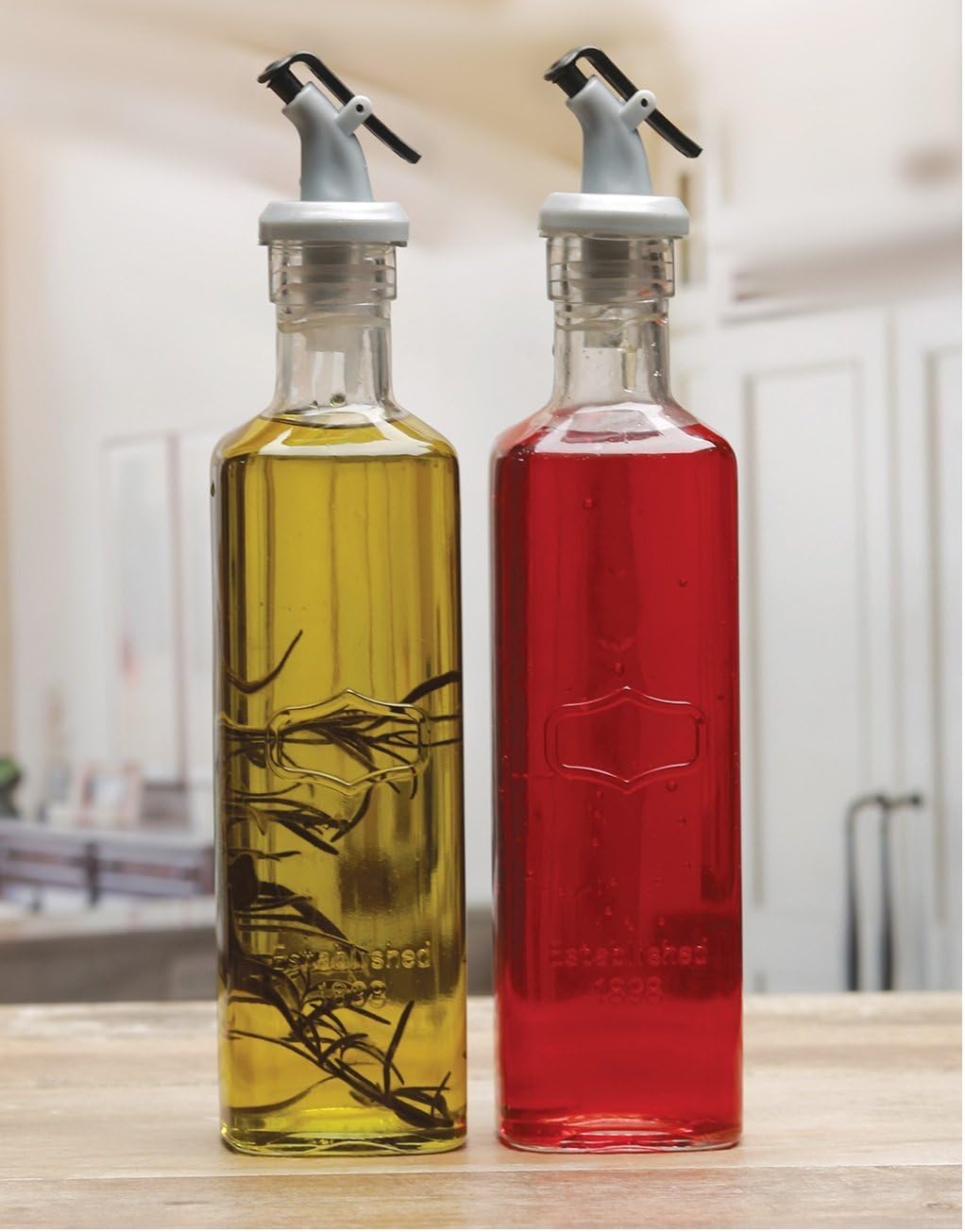 Circleware Yorkshire Olive Oil and Vinegar Dispenser Bottles Glass Dual Beverage 2-Piece Pourer Spouts, Home & Kitchen Decor Glassware Set, 19.6 oz,
