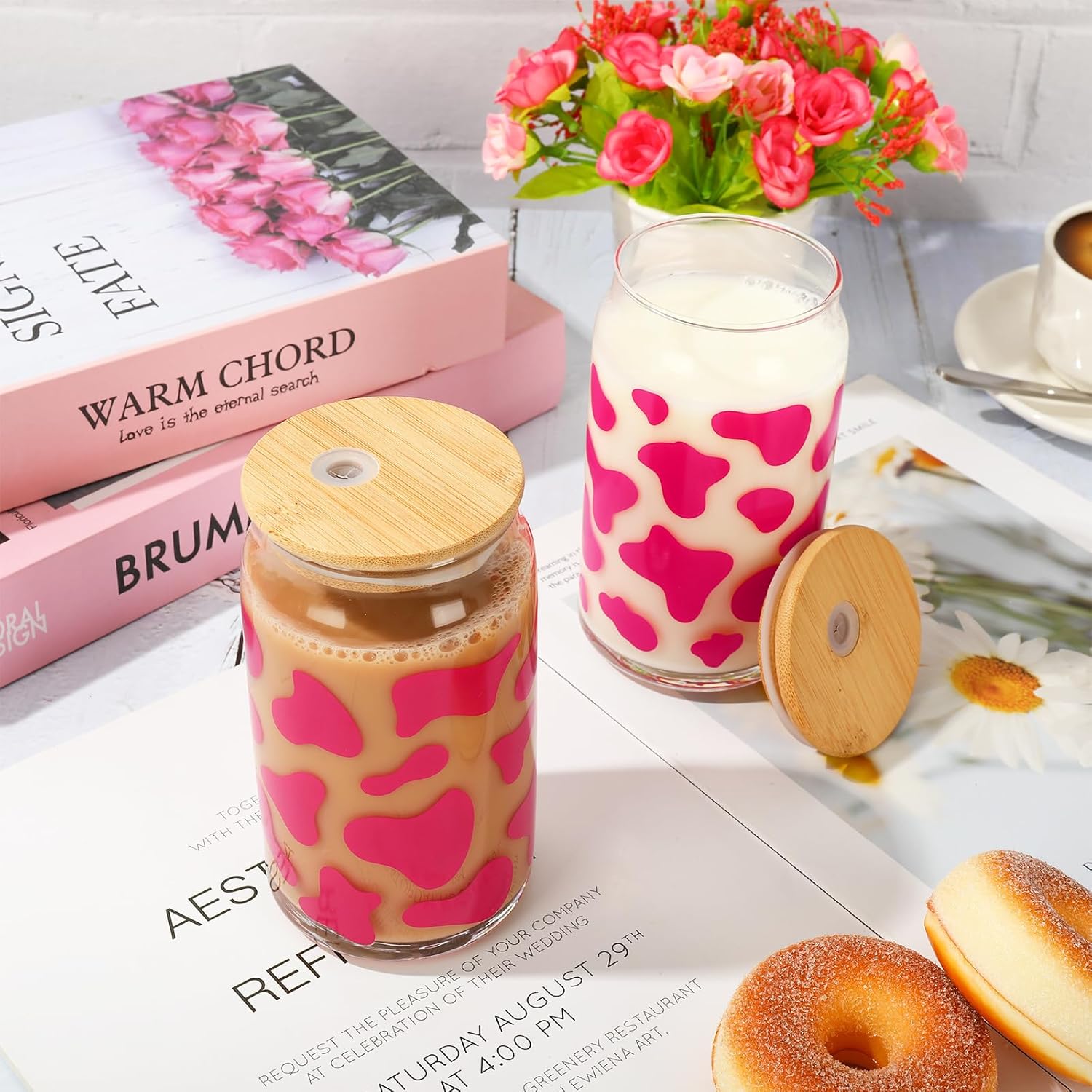 Whaline Paquete de 2 vasos de bebida de vaca de 16 onzas con estampado de vaca roja rosa, taza de café helado con tapas de bambú, popote de vidrio
