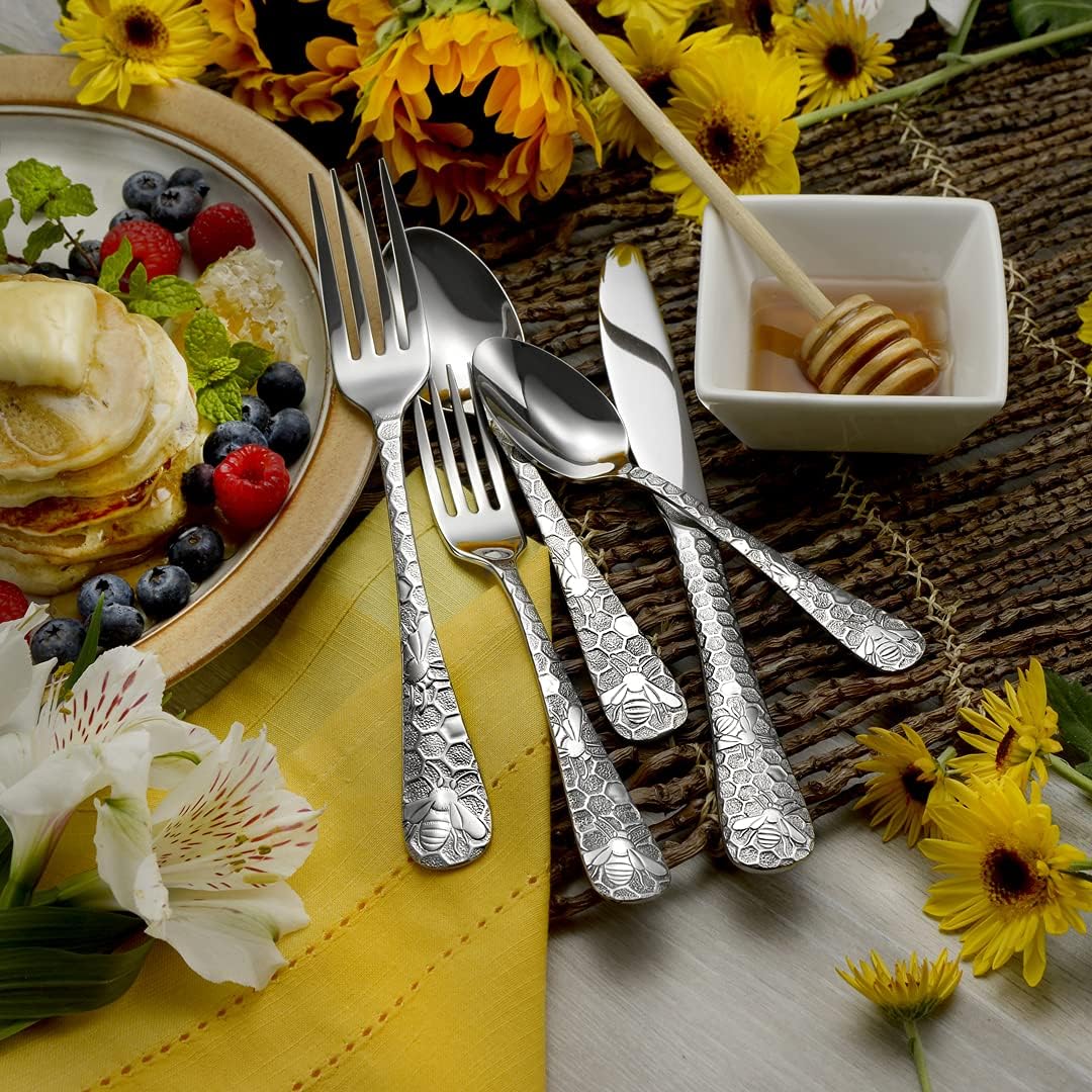 Liberty Tabletop Honey Bee – Juego de cubiertos de 20 piezas para 4 cubiertos fabricados en Estados Unidos 1810