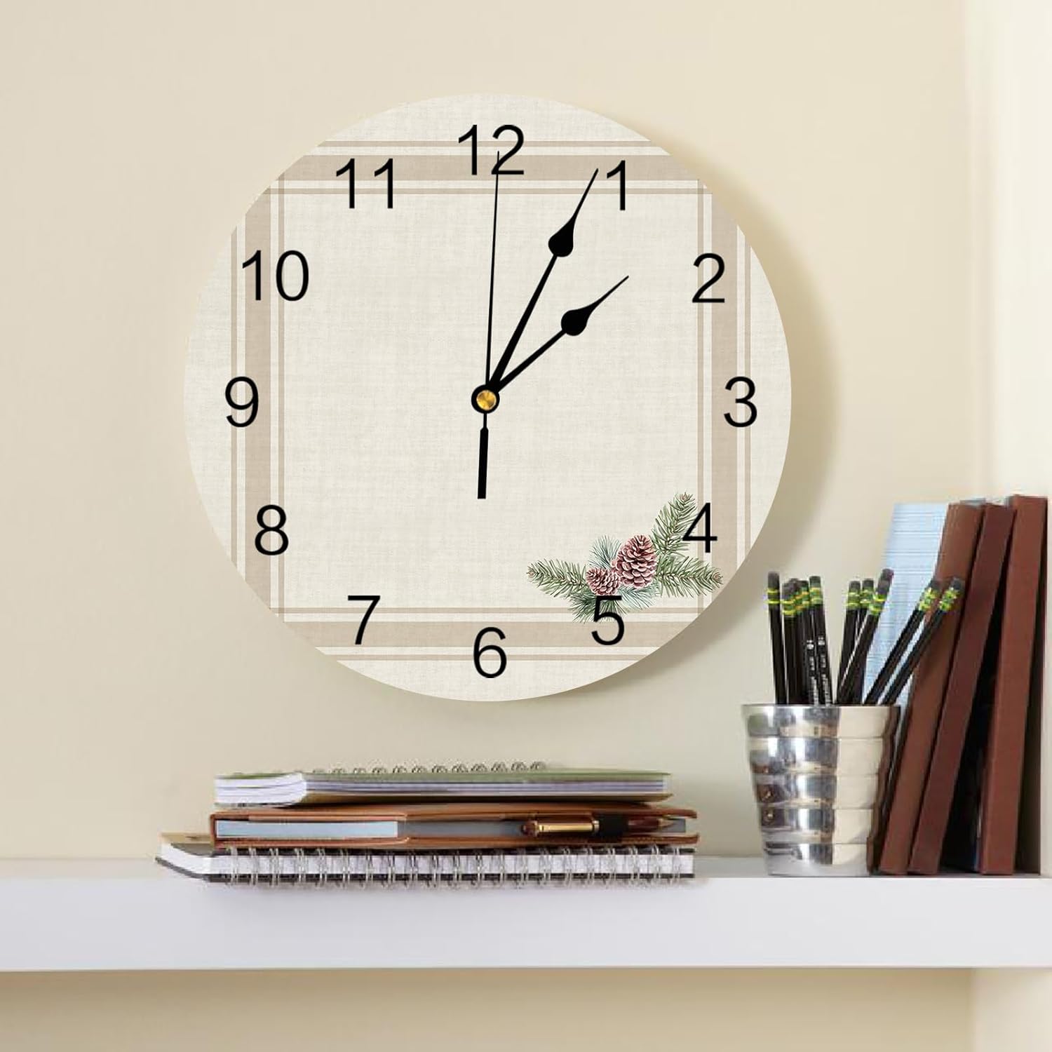 Reloj de pared de 12 pulgadas, silencioso sin tictac, funciona con pilas, conos de pino retro de granja de Navidad con esfera de números redondos