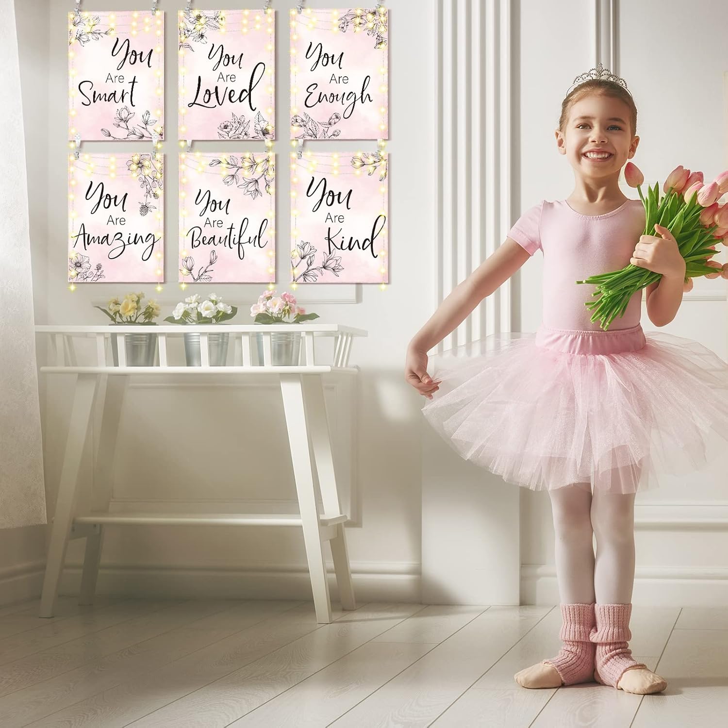 Rtteri Tapiz floral rosa de 12 x 16 pulgadas, 6 piezas con citas inspiradoras LED de luz, decoración de pared, tapiz cristiano gris y rosa,