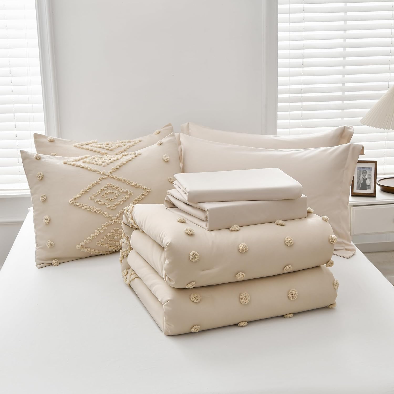 MEILA Juego de edredón beige tamaño Queen  7 piezas, cama en una bolsa con juego de edredón alternativo acolchado esponjoso para todas las