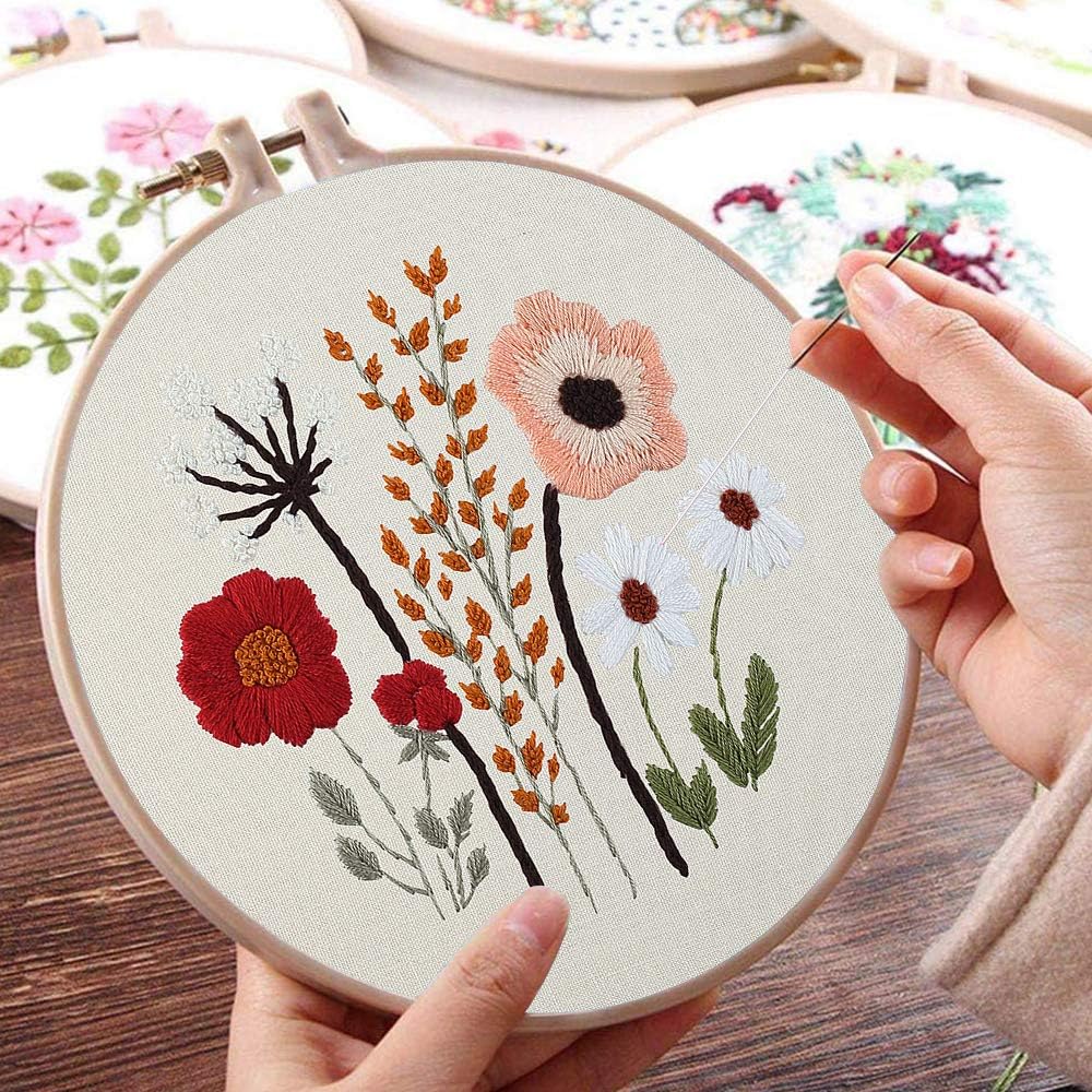 Uphome Paquete de 3 kits de bordado para principiantes con estampado de punto de cruz con bonitos patrones de flores y plantas con 1 aro de bordado