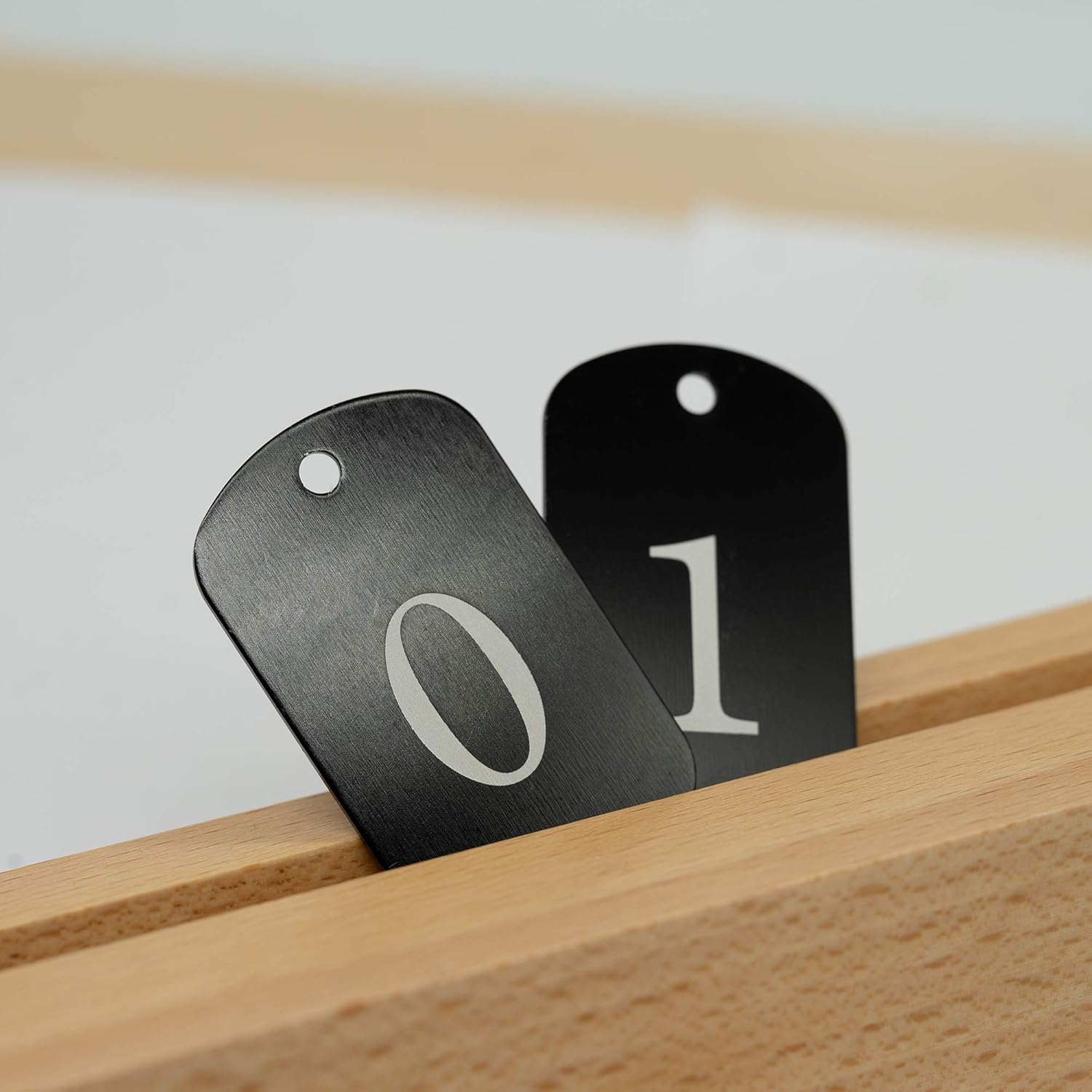 StayMax Etiquetas numeradas de aluminio para identificación (1-25, negro)