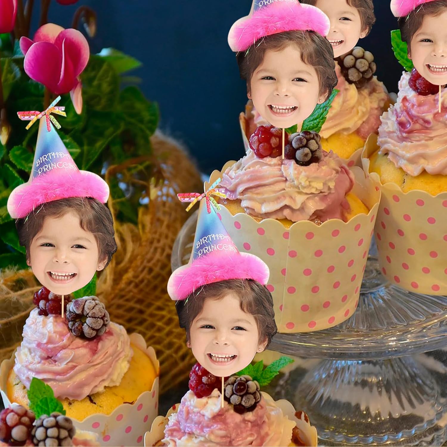 OXYEFEI Adornos personalizados para cupcakes, paquete de 24 unidades, decoración divertida para cupcakes, recortes de cabeza en un palo, para