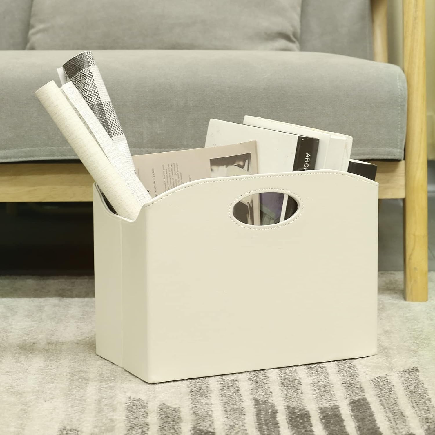 EZDeco Paquete de 2 revisteros, revistero de piel sintética, cesta de almacenamiento plegable para documentos de periódicos, organizador de carpetas