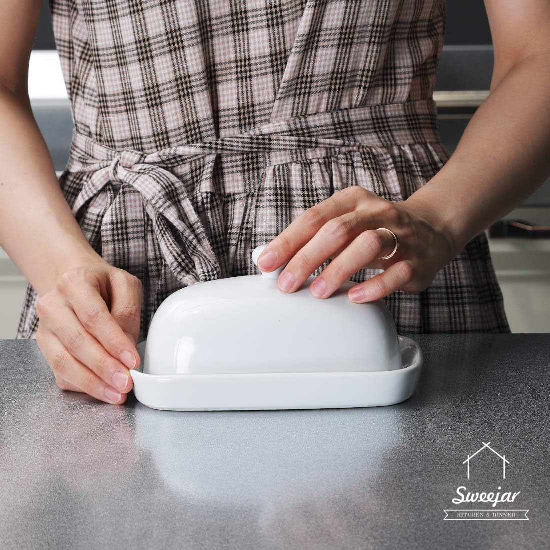 SWEEJAR – Mantequera de cerámica con deposito para tapa