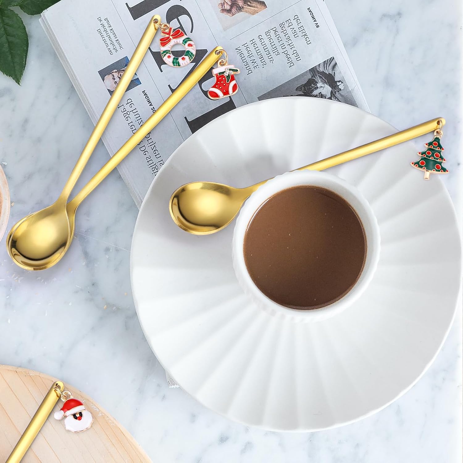 Cucharas de café doradas de acero inoxidable para Navidad, regalo de Navidad para decoraciones festivas, juego de 6 para revolver el té y utensilios