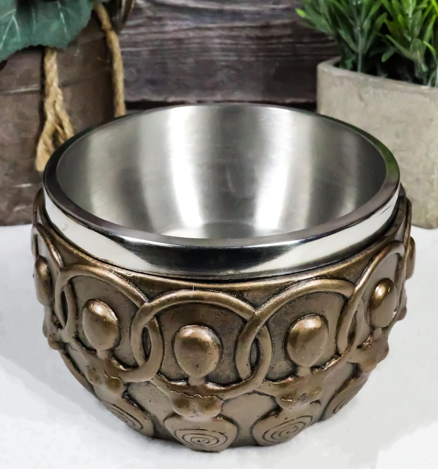 Ebros Gift Wicca Metafísica Energía Positiva Espiritual Divinidad Chamán Espiritual Espiral Triple Diosa Manchas Cuenco Estatuilla Scrying Vessel