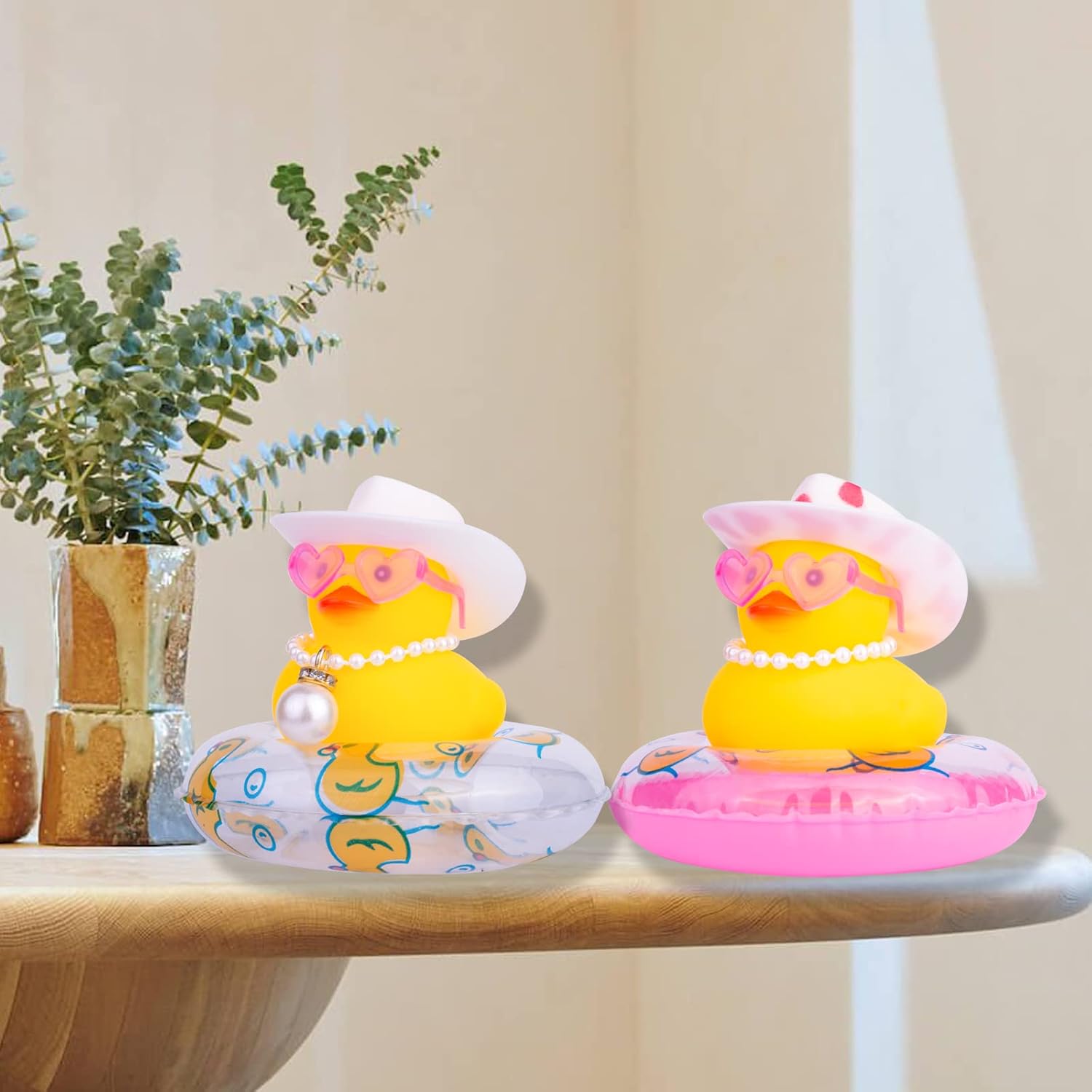 MuMyer Adornos de pato amarillo para automóvil, decoración de tablero de automóvil con gafas de amor, mini anillo de natación, sombrero de sol,