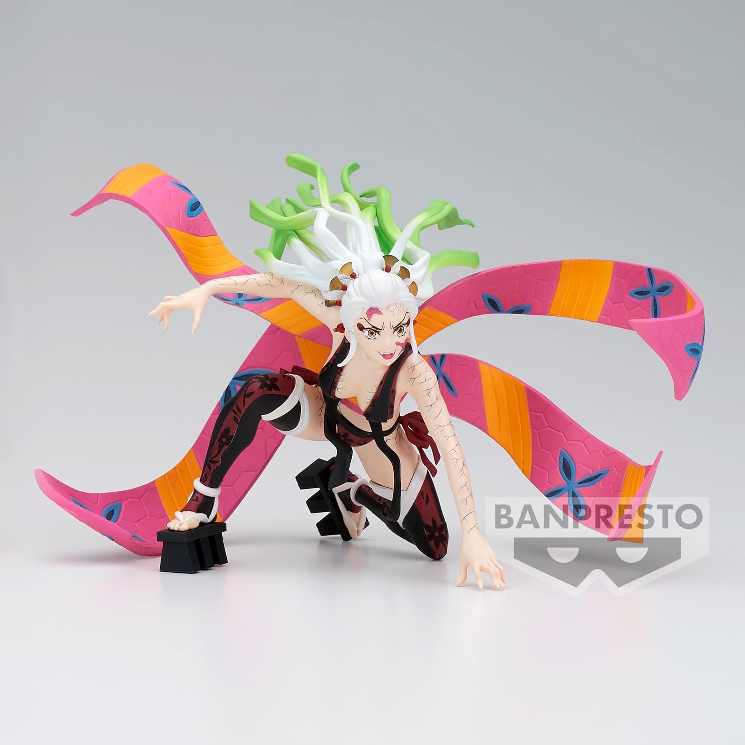 Banpresto – Demon Slayer Kimetsu no Yaiba – Daki (ver. B), Figura de estrellas vibratorias de Bandai Spirits