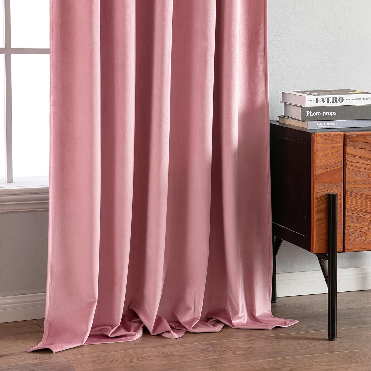 MIULEE Cortinas de terciopelo de 96 pulgadas, 2 paneles, cortinas opacas de lujo para dormitorio de niñas, guardería, sala de estar, aislamiento