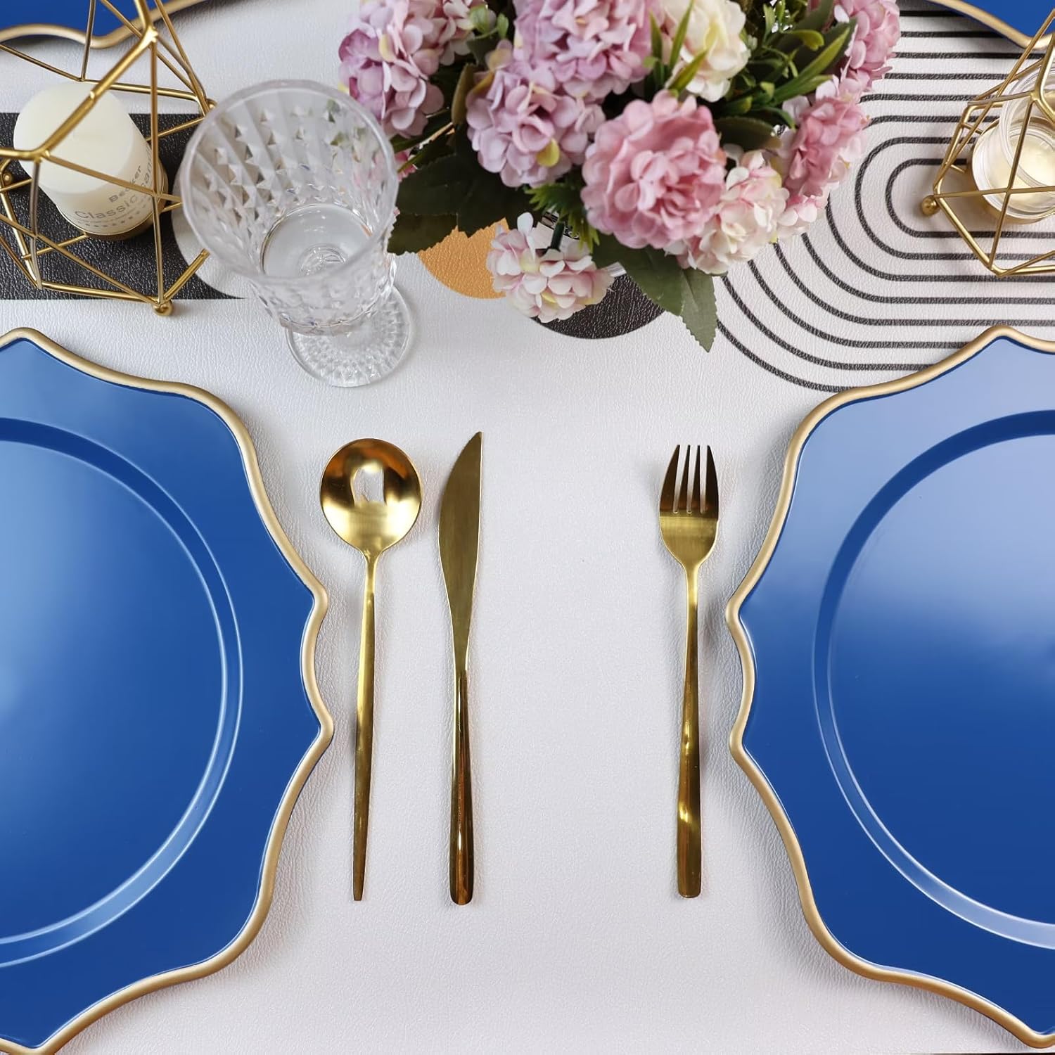 Omuriko Cargadores azules para platos llanos, 13 pulgadas de plástico festoneado, juego de 6 platos decorativos para servicio de carga, para bodas,