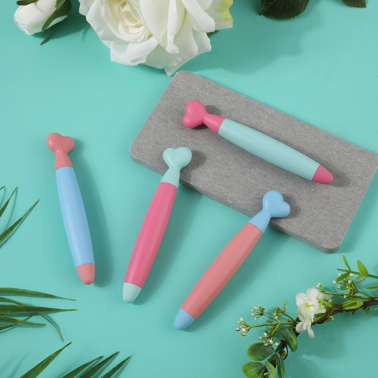 4 lápices capacitivos para pantallas táctiles, con forma de corazón, con agarre cómodo, para smartphones, tabletas, dispositivos de pantalla táctil