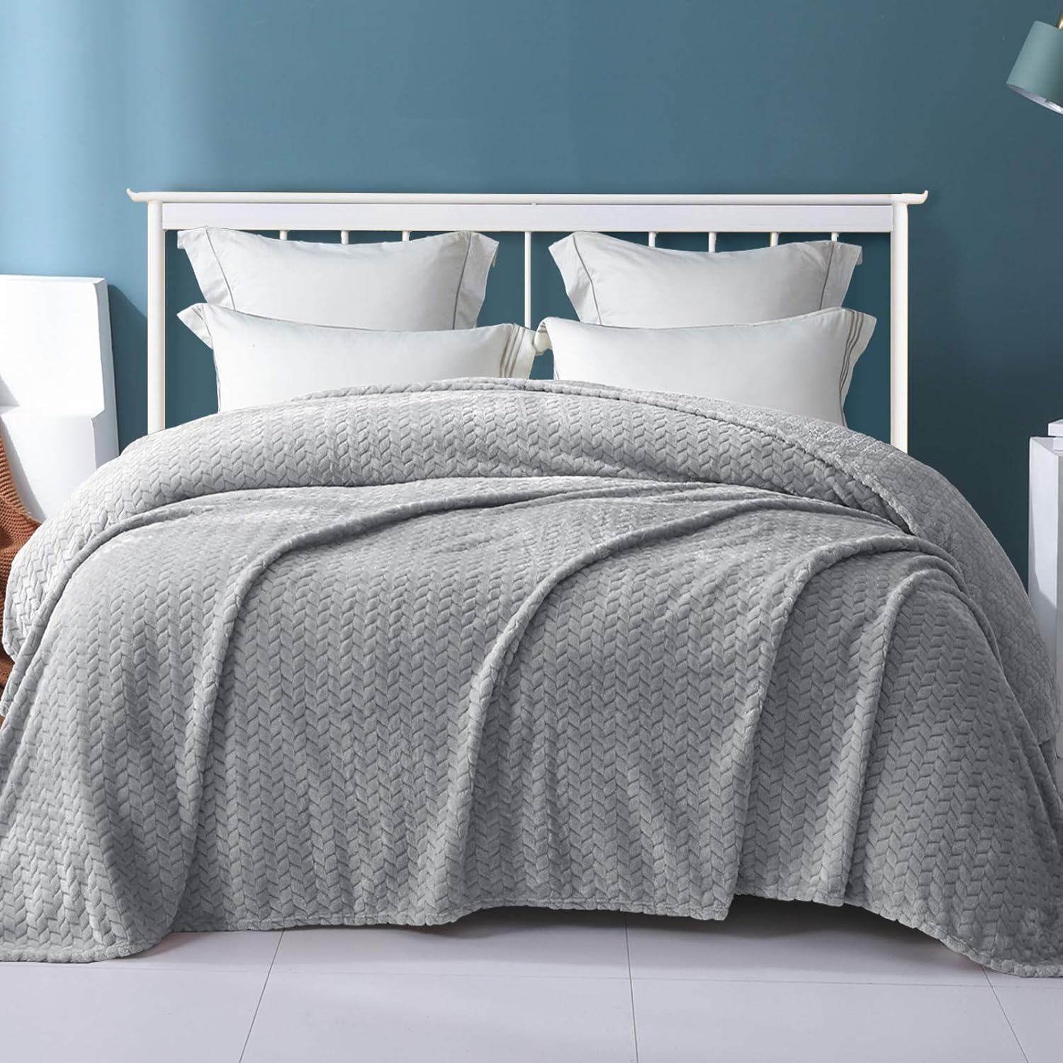 Exclusivo Mezcla – Manta de franela grande de 50 x 70 pulgadas, tejido jacquard con diseño de hojas, suave, ligera y decorativa