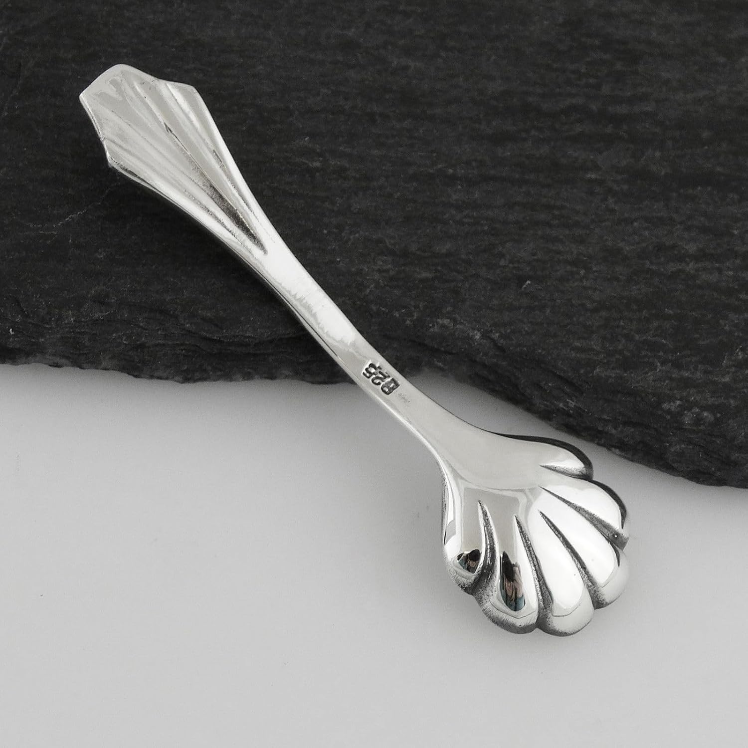 Cuchara de sal pequeña con borde festoneado de plata de ley, cucharas de mostaza