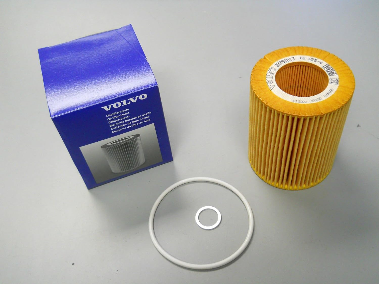 Volvo 30750013, filtro de aceite de motor (incluye tapón de drenaje 977751)