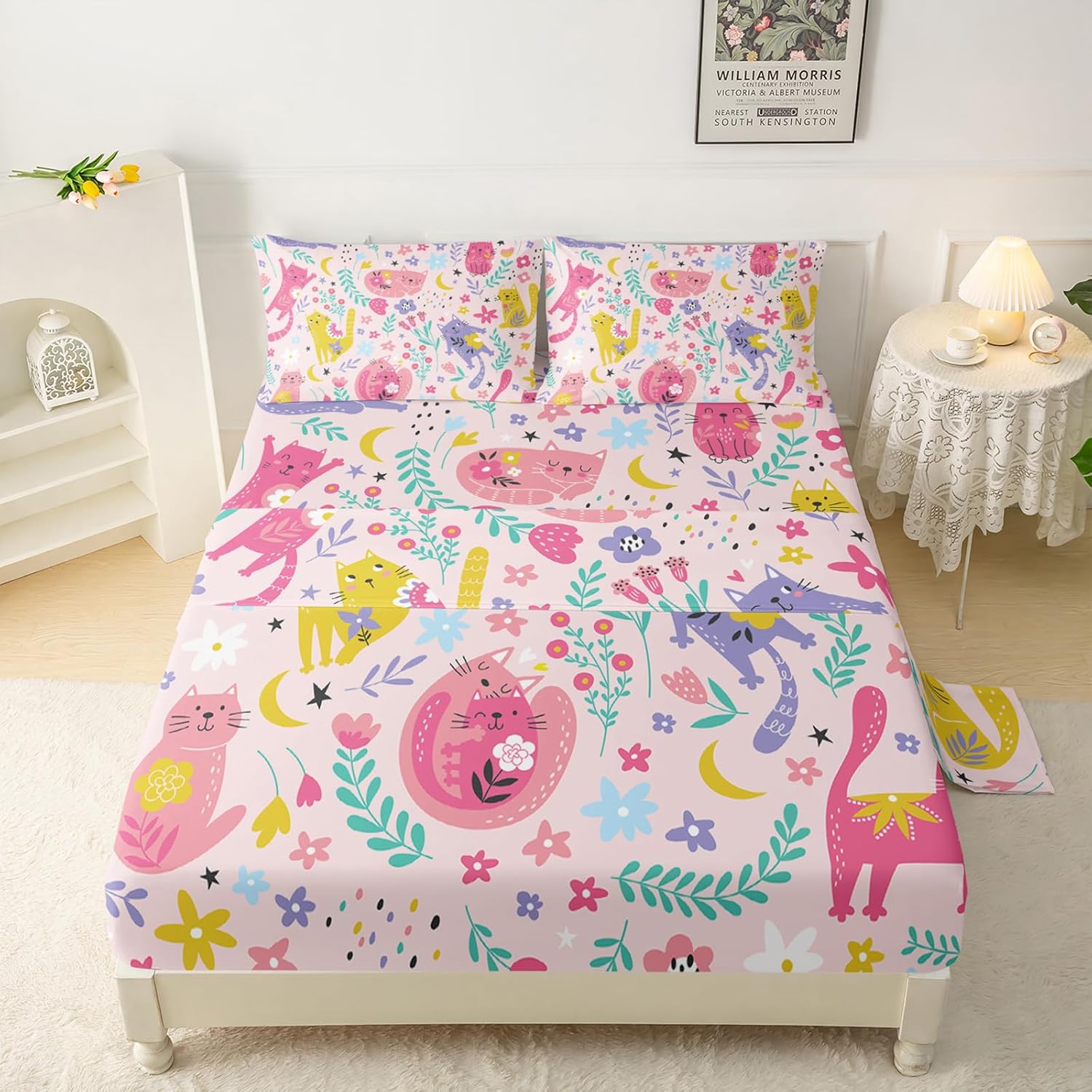 QOOMO Juego de sábanas con diseño floral de gatos kawaii, con bolsillo profundo de 16 pulgadas de profundidad para niños, niñas, niños y