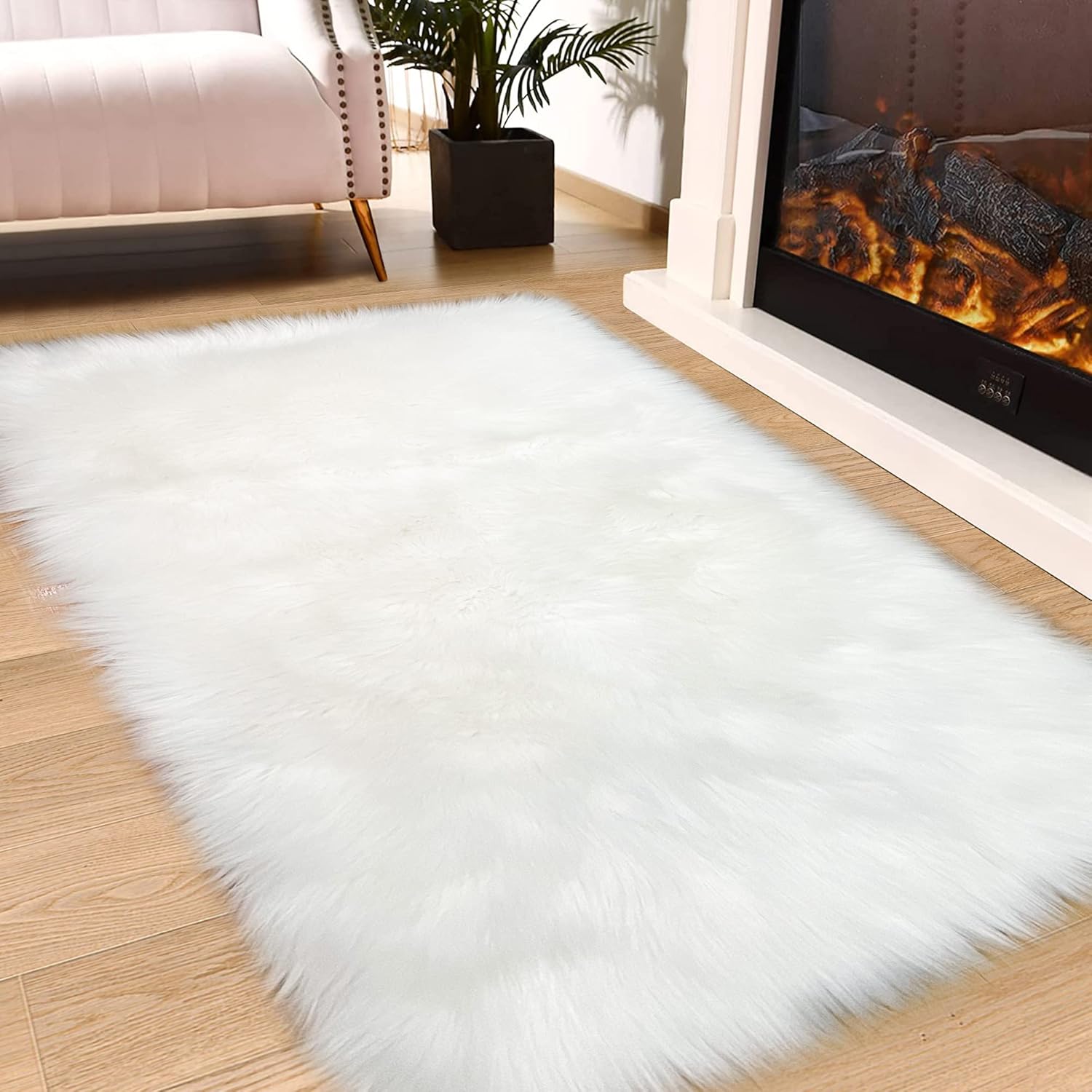 Alfombra blanca de piel sintética de 3 x 5 pies, suave y esponjosa para dormitorio, sala de estar, habitación de los niños, decoración de guardería,