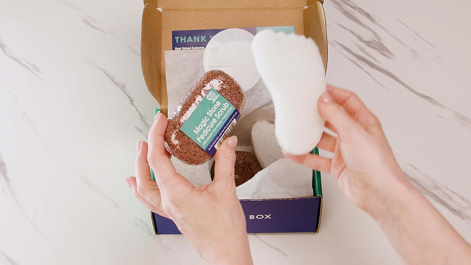 Caja de belleza de exfoliación de pedicura con 6 esponjas exfoliantes de baño y 2 piedras pómez mágicas para eliminar callos de pies, almohadilla de