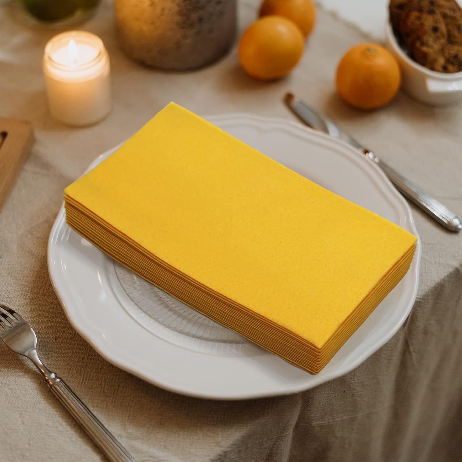 Elinnee 50 toallas desechables para baño, toallas de mano decorativas de lino suaves y absorbentes, servilletas de papel para cocina, boda, fiesta o