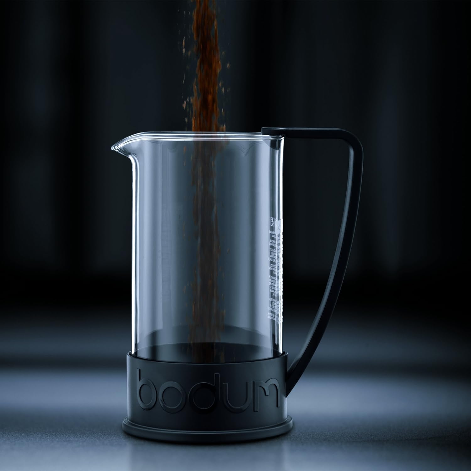 Bodum Bistro – Hervidor eléctrico de agua, 17 onzas, negro y cafetera de prensa francesa brasileña 10948-01BUS, 12 onzas, color negro