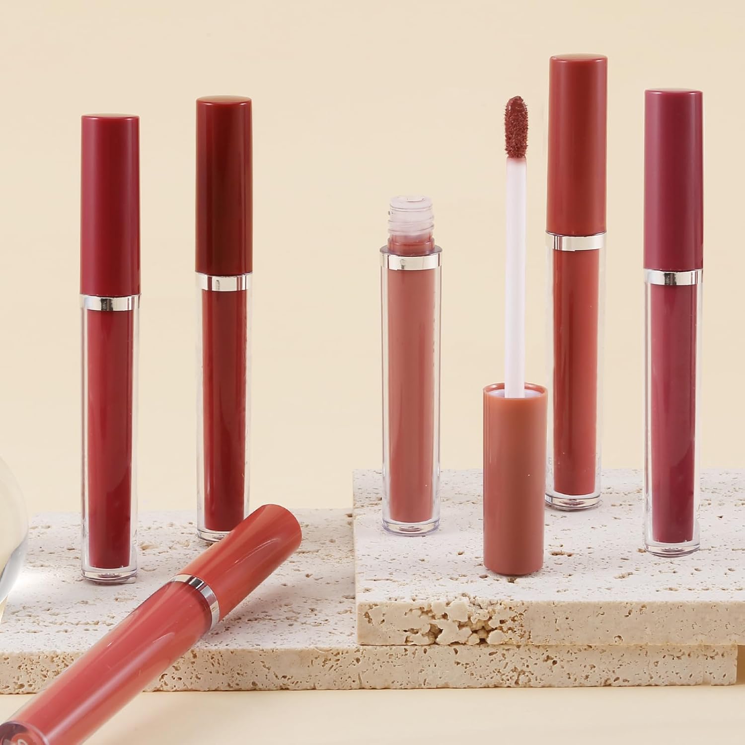 Boobeen Lápiz labial líquido mate, terciopelo mate altamente pigmentado, labial líquido en crema, impermeable, antiadherente, brillo de labios para