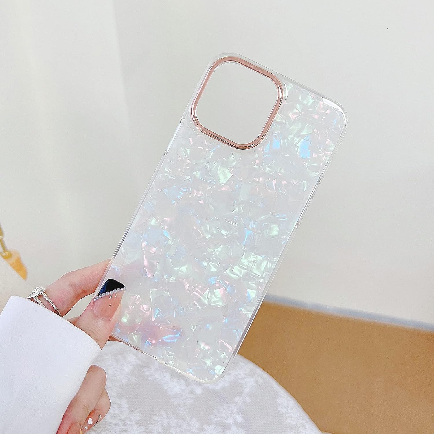 YeLoveHaw Funda diseñada para iPhone 13 Pro Max para mujeres y niñas, con patrón de concha con purpurina nacarada, bonita funda protectora de panel