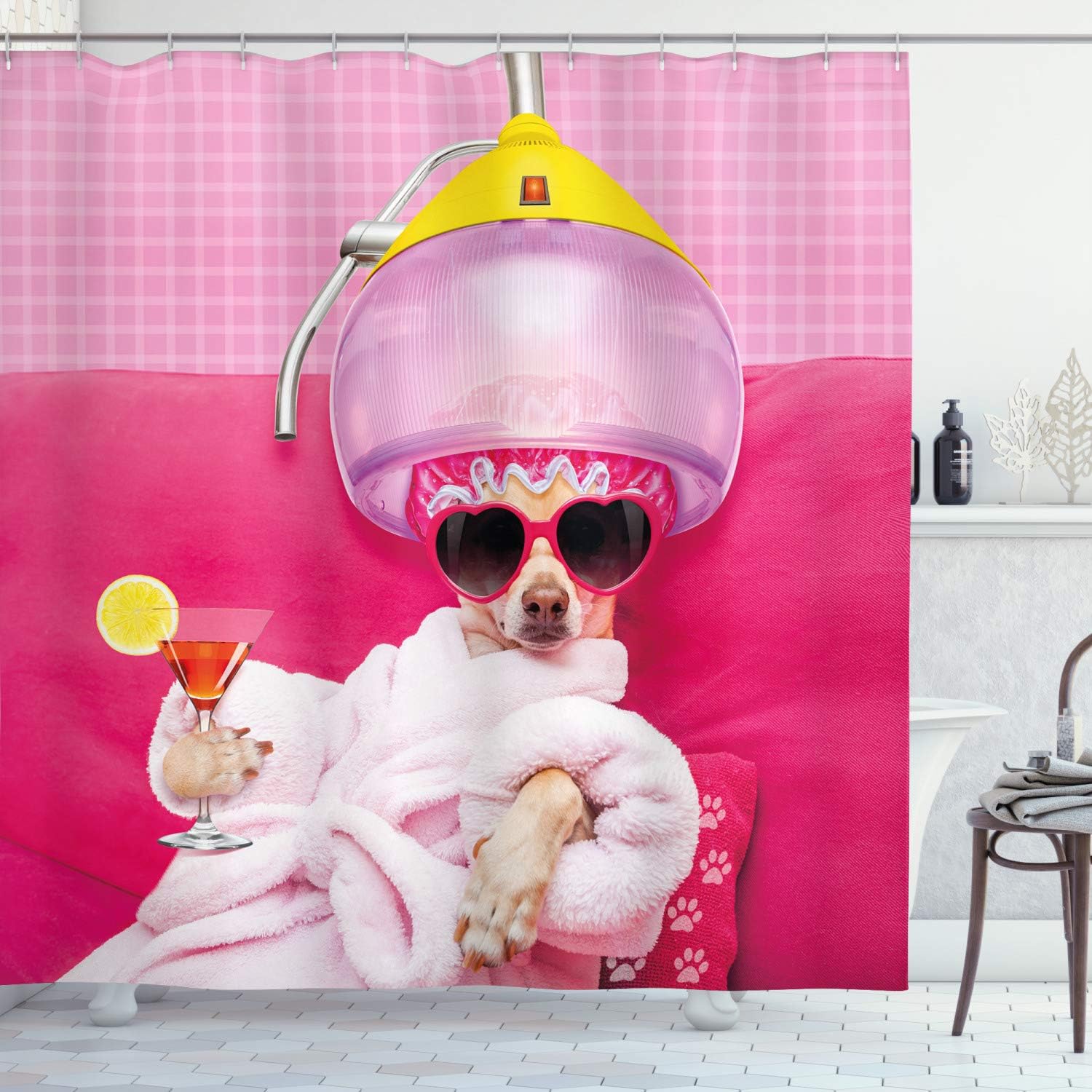 Ambesonne Divertida cortina de ducha, diseño de perro Chihuahua, relajante y acostado en el spa, estampado cómico de moda de cachorro, juego de