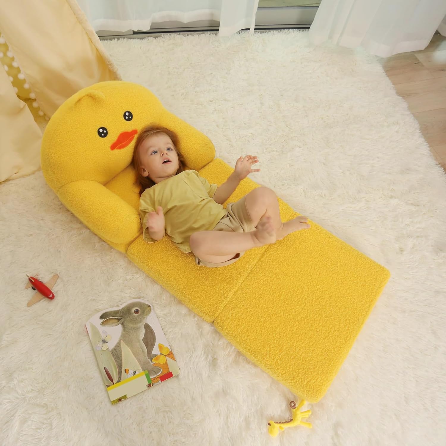 MOONBEEKI Cómoda silla para niños pequeños, sofá plegable para bebés, sofá de felpa plegable para niñas y niños de 1 a 3 años