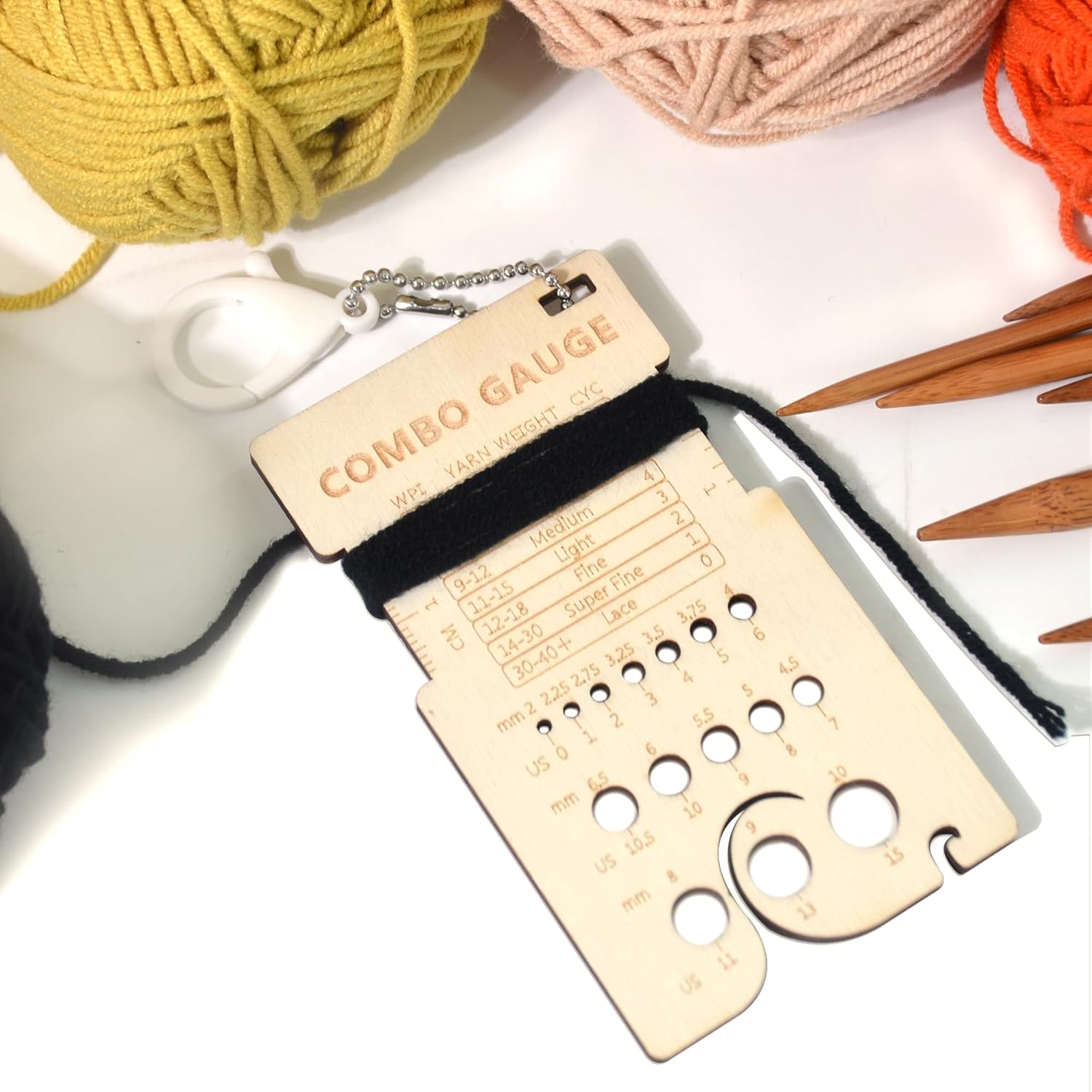 UPTTHOW Medidor de aguja de tejer de madera, tarjeta de control giratoria, regla combinada multifuncional para hilanderos, herramientas de medición
