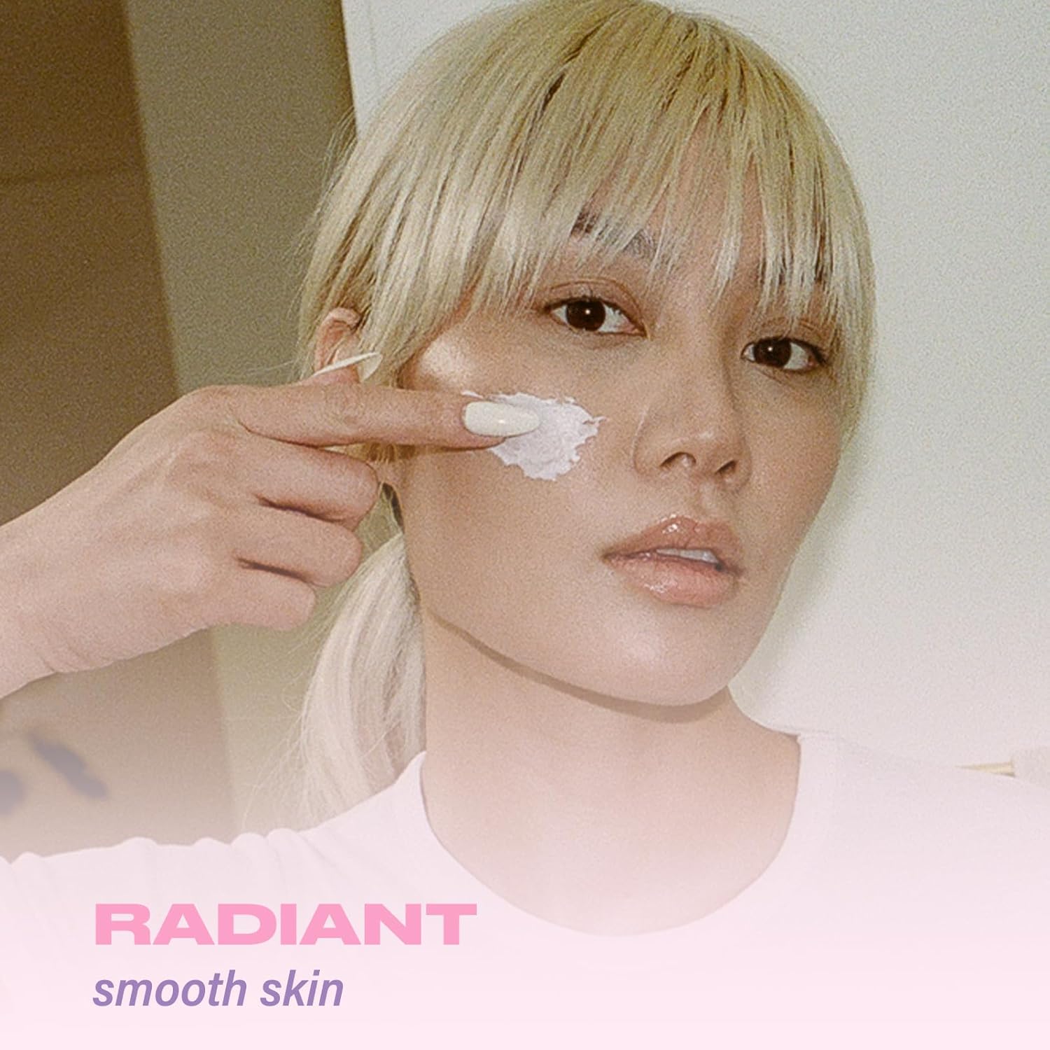 The Skinny Confidential Crema de afeitado caliente, crema de afeitar facial para mujer para dermatología y afeitado para eliminar el vello y pelusa