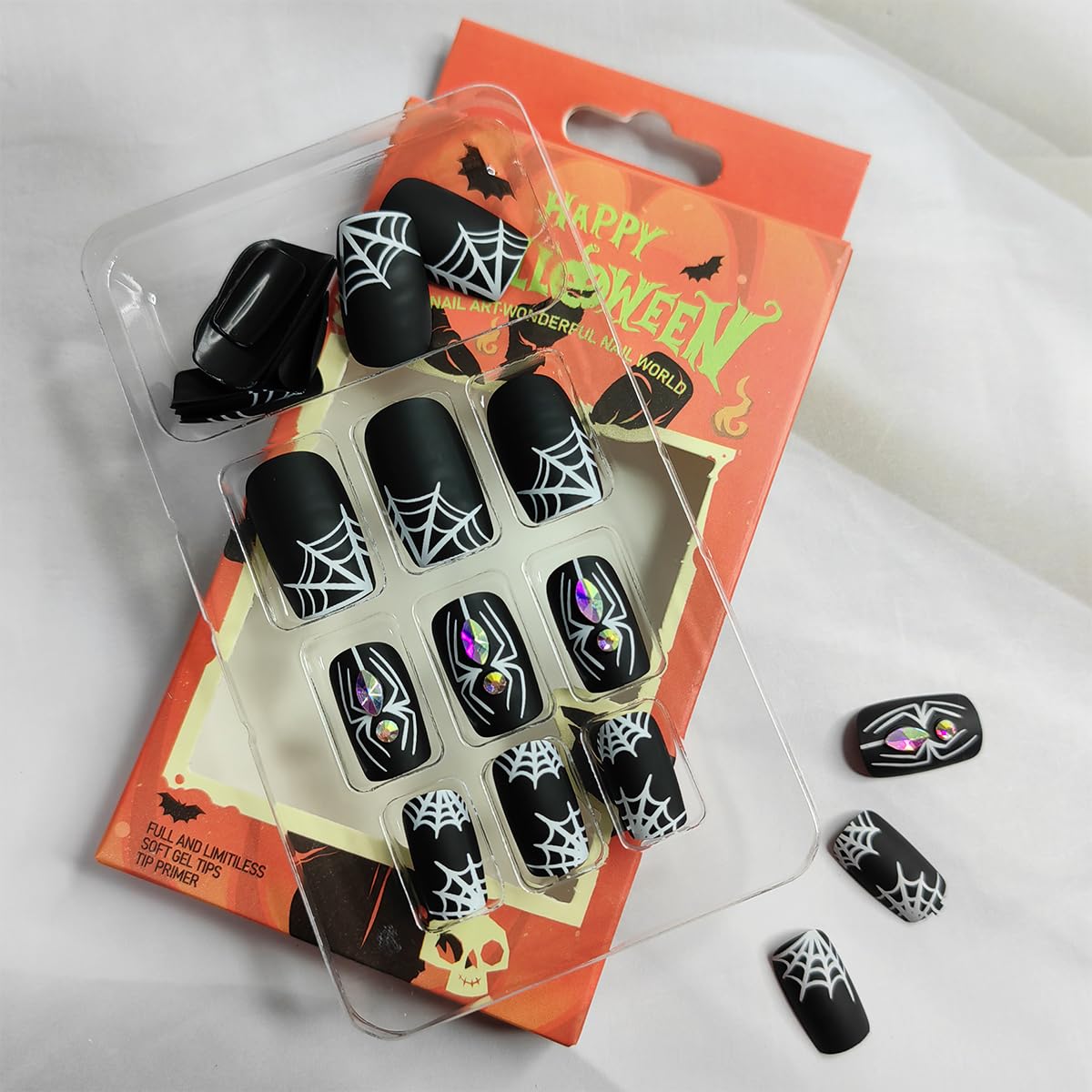 Uñas postizas a presión de Halloween, cuadradas, medianas, tela de araña blanca con uñas, diseño de diamantes de imitación, uñas adhesivas mate con