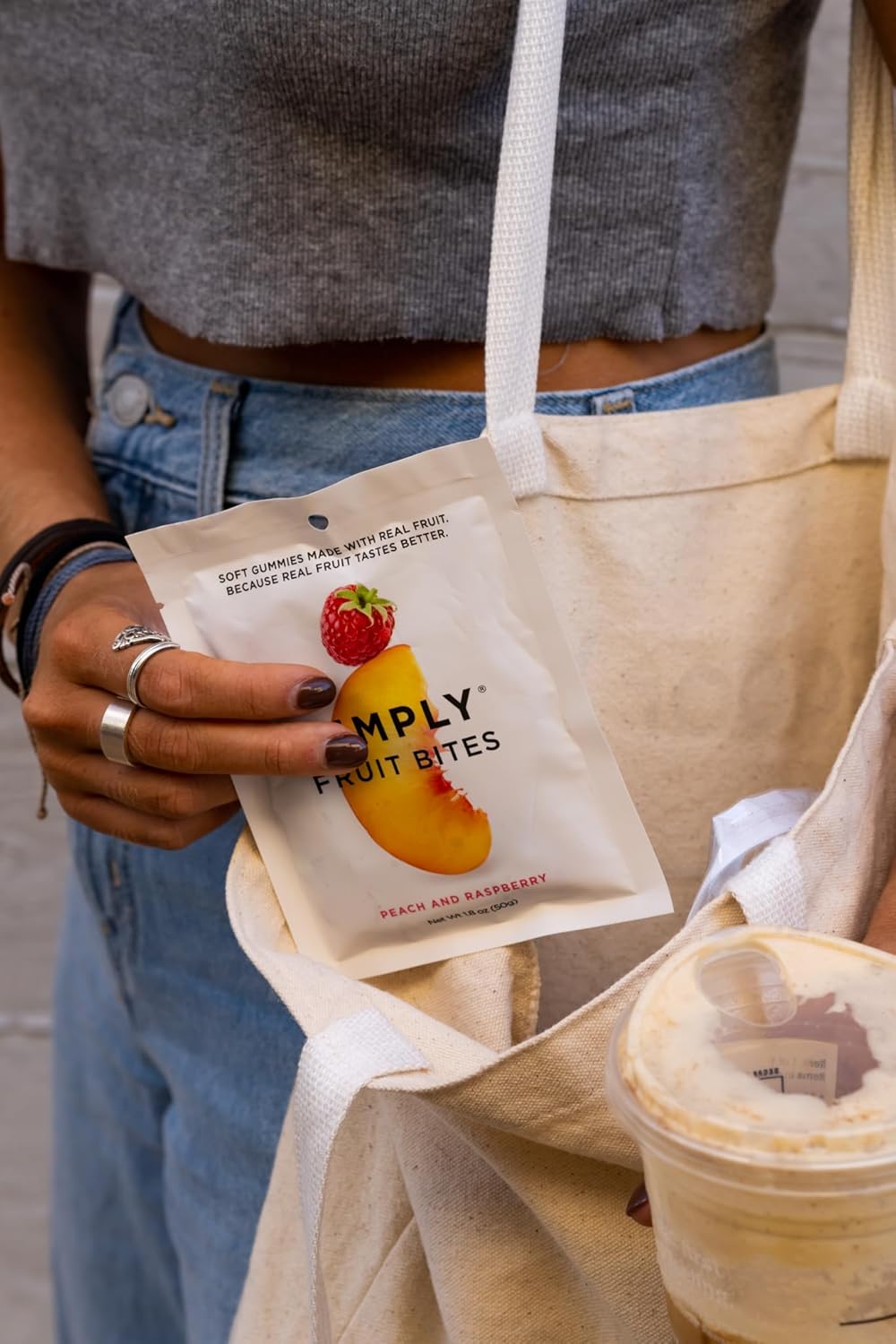 Simply Fruit Gummies  Hechas con fruta real, melocotón y frambuesa, 1.8 onzas (paquete de 8), sin azúcar de caña + sin gluten + Kosher