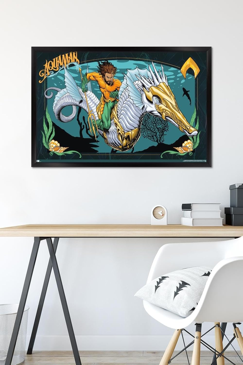 Trends International DC Comics Movie Aquaman y el Reino Perdido – Póster de pared con ilustración de Aquaman, 22.37 x 34.00 pulgadas, versión