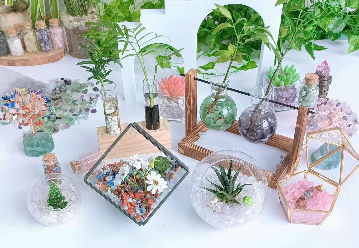 LAIDANLA Chips de cristal de piedra triturada turquesa a granel, piedras preciosas naturales curativas cristales de reiki, mini jarrón de cuarzo,