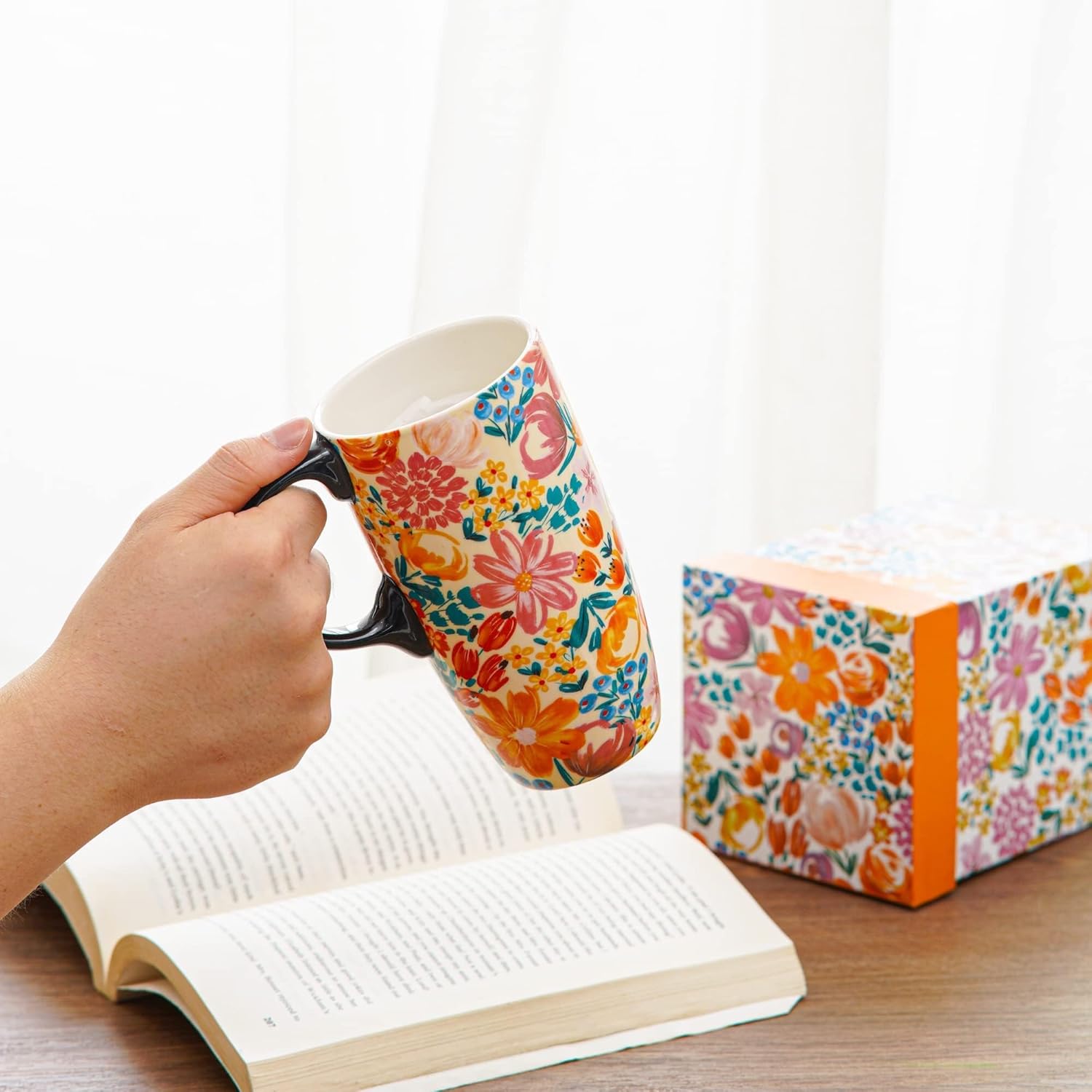 Topadorn Taza de viaje de cerámica de 17 onzas con tapa deslizante y asa resistentes a las salpicaduras, taza de café de cerámica grande para
