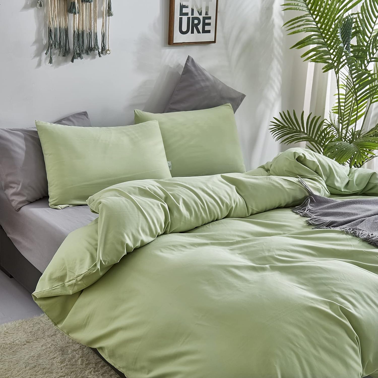 CLOTHKNOW Juego de edredón verde California King, juego de ropa de cama verde salvia, juegos de ropa de cama verde claro, juegos de edredón de cama