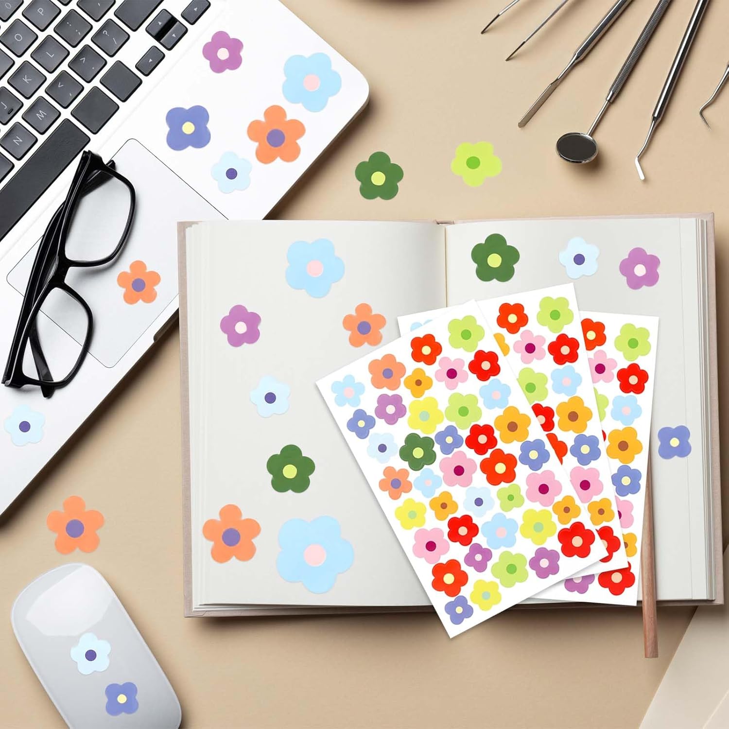 585 mini calcomanías de flores para álbumes de recortes, pequeñas calcomanías bohemias pequeñas y lindas calcomanías autoadhesivas en colores