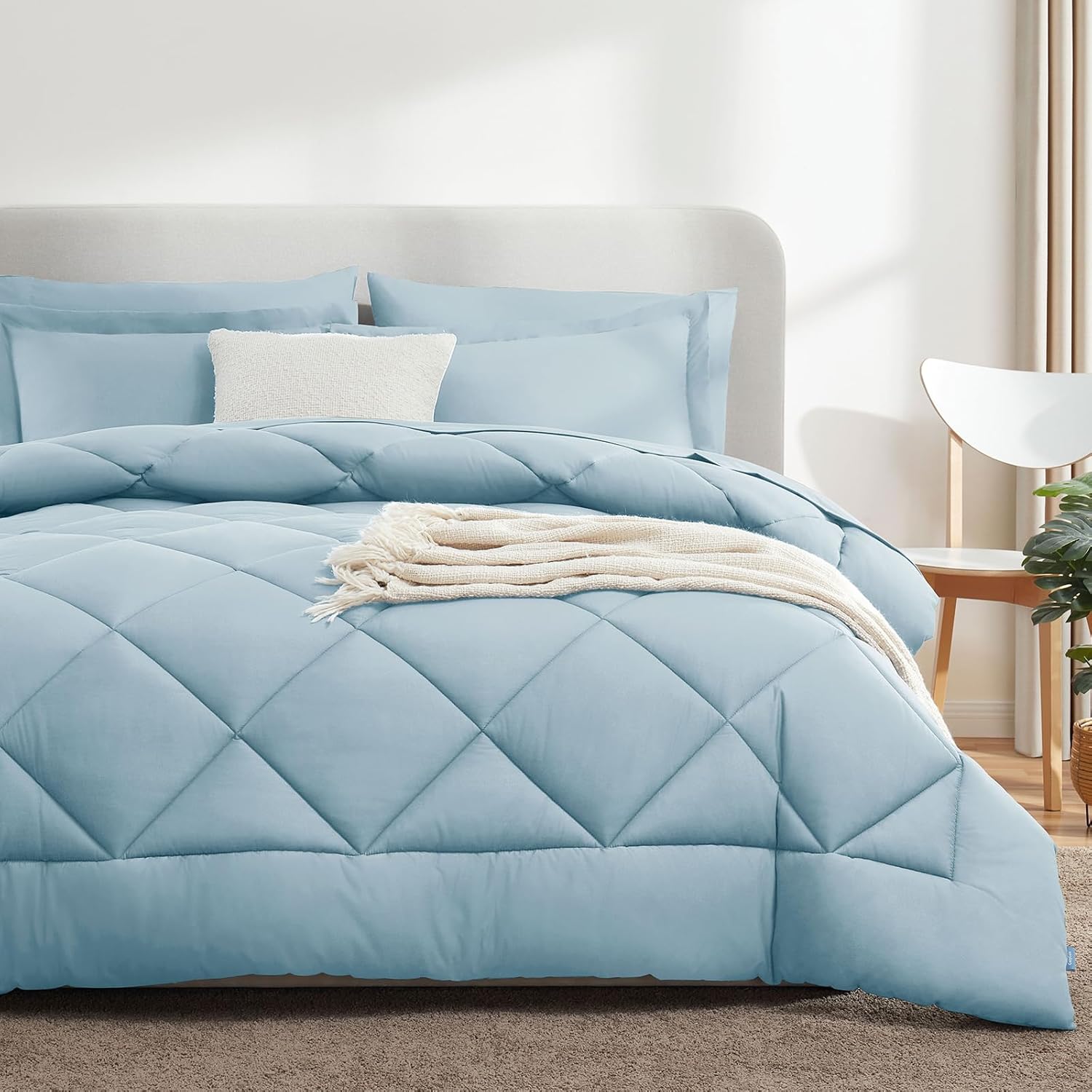 CozyLux Juego de edredón matrimonial con sábanas de 7 piezas, ropa de cama en una bolsa, color azul claro, para todas las estaciones, con edredón,