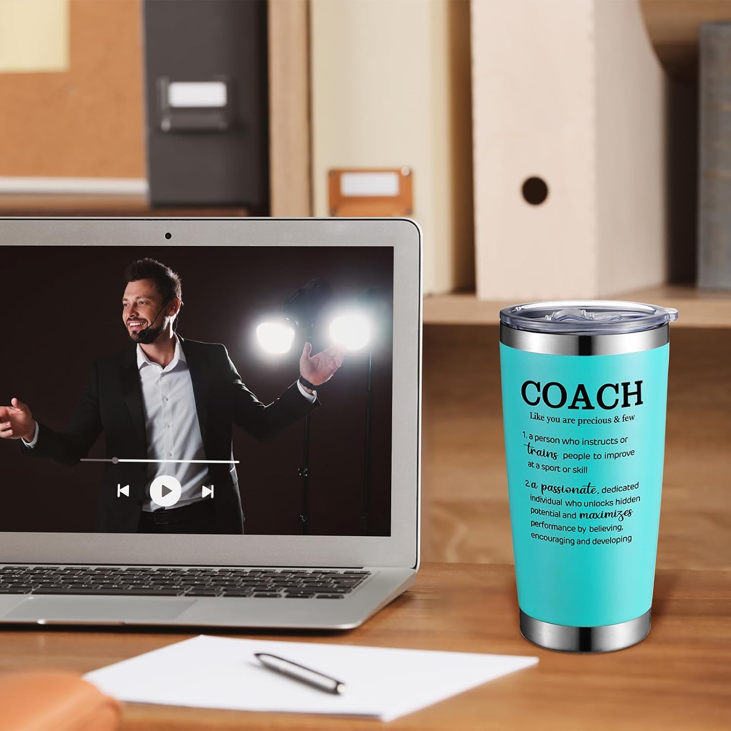 Paquete de 6 vasos de viaje de acero inoxidable de 20 onzas con tapa, popote y cepillo, regalo de agradecimiento para hombres y mujeres, voleibol,