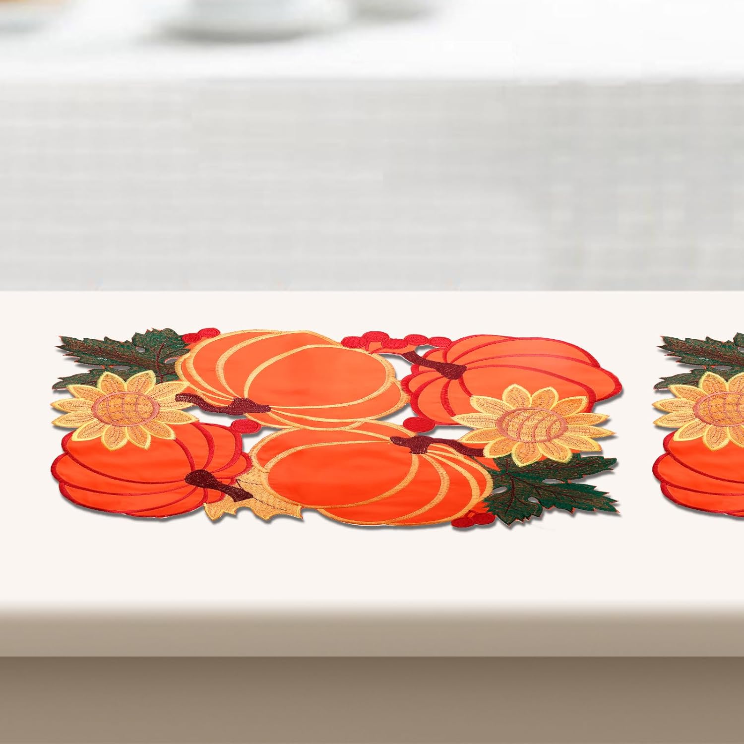 Manteles individuales de Acción de Gracias para mesa de comedor de 17 pulgadas, diseño bordado de calabaza naranja, manteles individuales de Acción