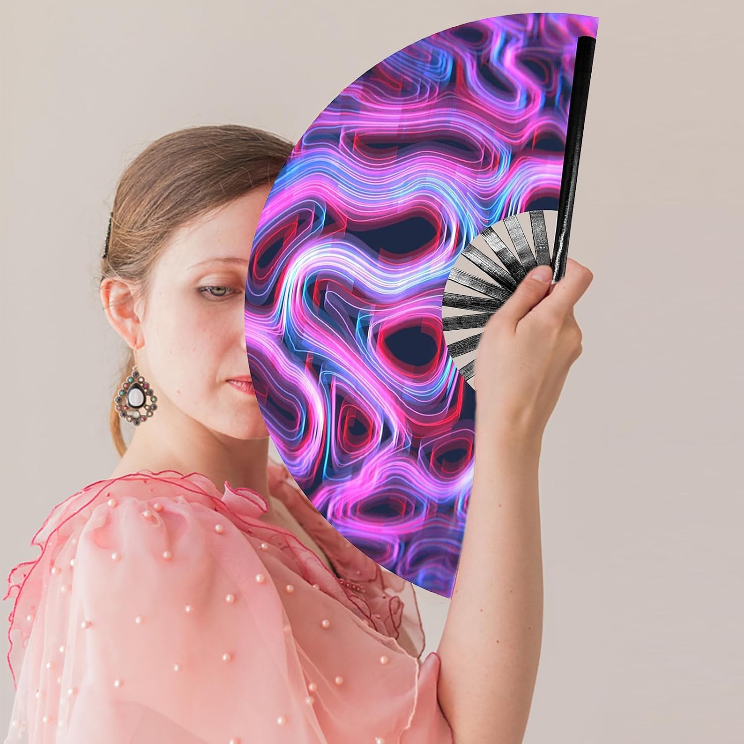 Ventilador de mano plegable grande con brillo UV para mujeres, ventilador plegable de bambú para rave, ventilador de mano plegable para hombres y