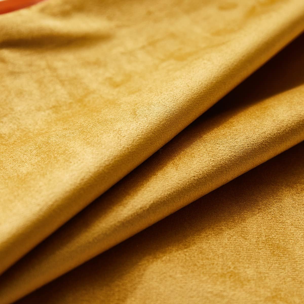 Juego de 2 fundas de almohada decorativas de terciopelo suave y grueso de 20 x 20 pulgadas para sofá, cama, silla, amarillo dorado