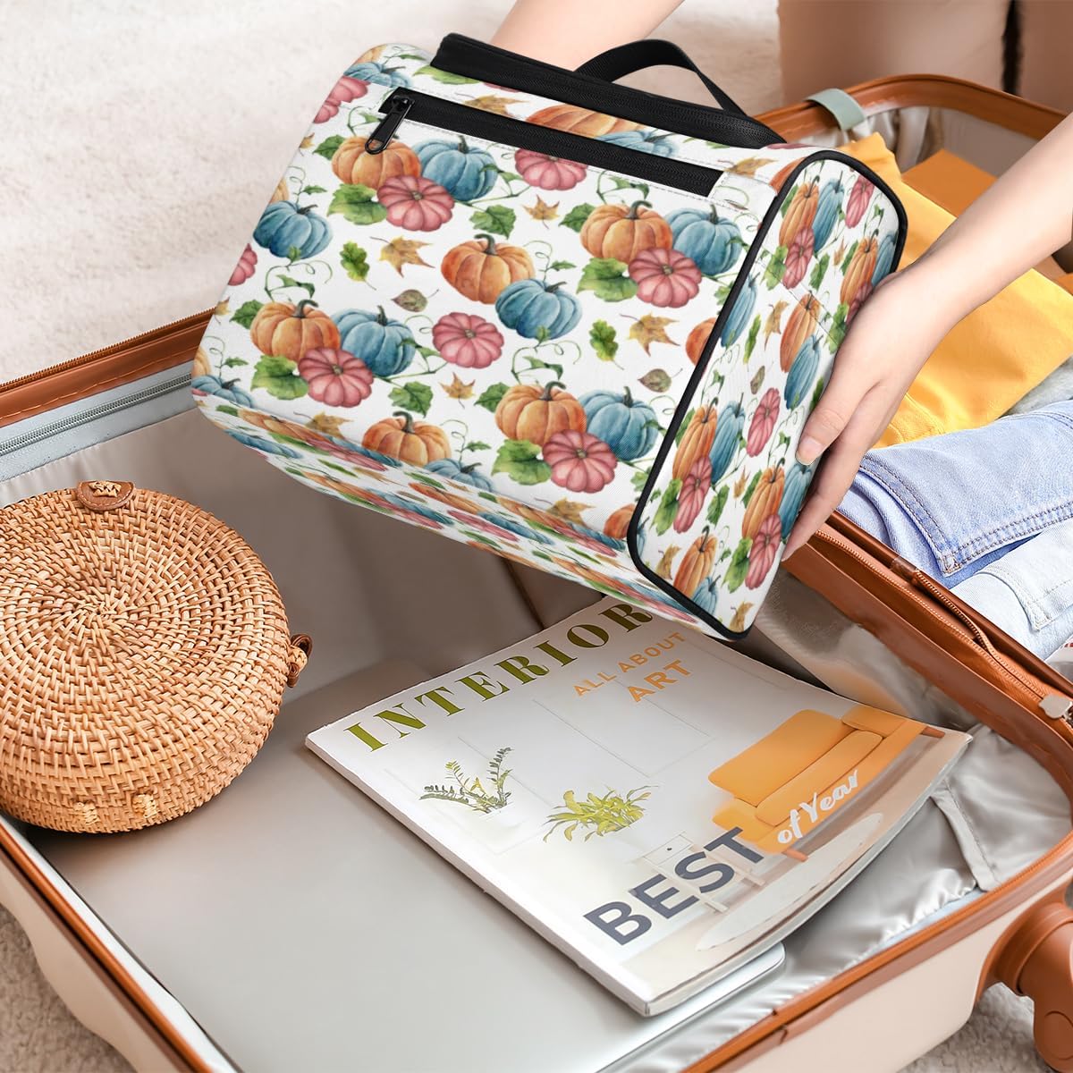 Thanksgiving Day Fun Pattern Toiletry Bag for Women Travel Makeup Organizer with Hanging Hook Traveling Cosmetic Bags for Toiletries Accessories
